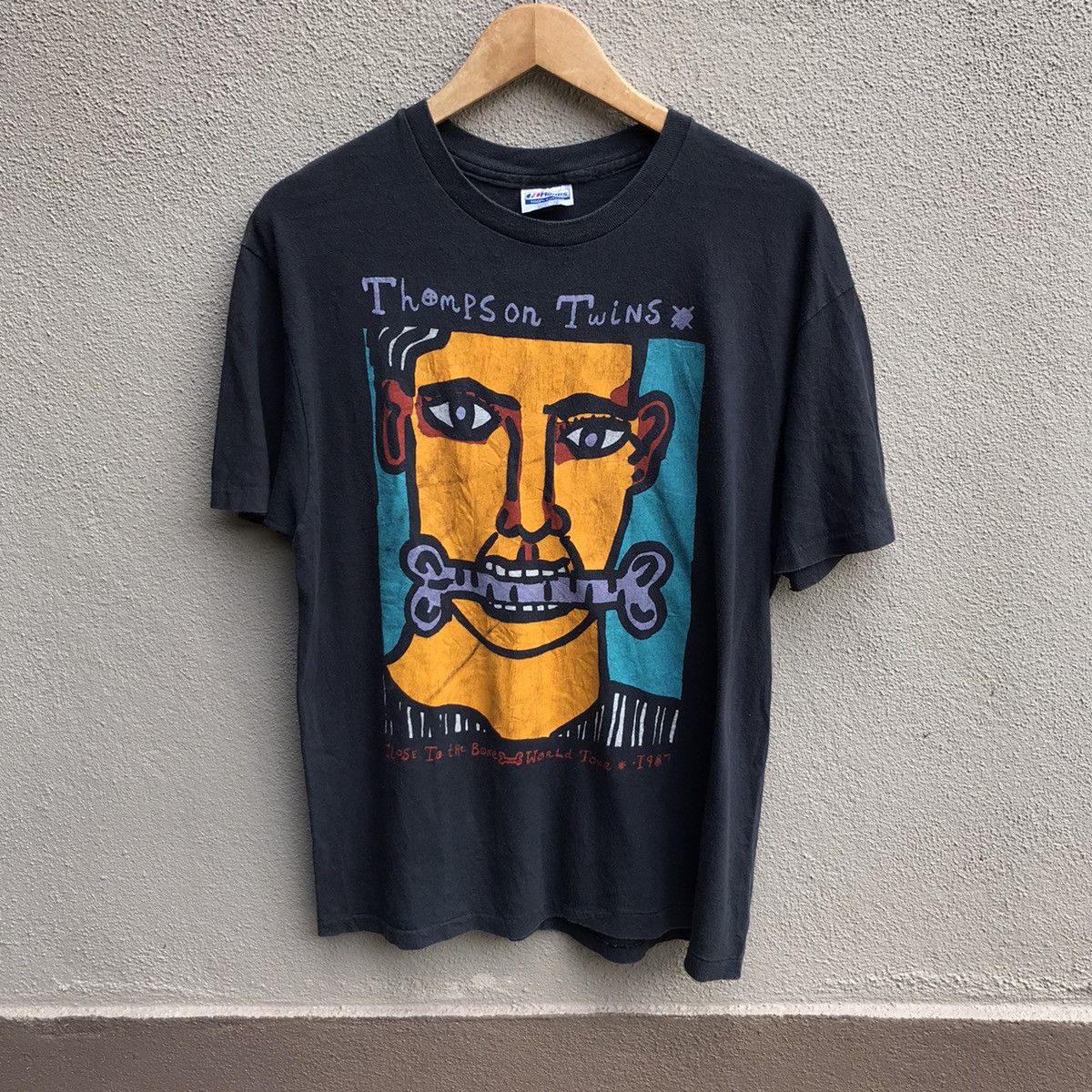 Band Tees Vintage 80s THOMPSON TWINS band tee post punk new wave Size US L / EU 52-54 / 3 - 1 Thumbnail
