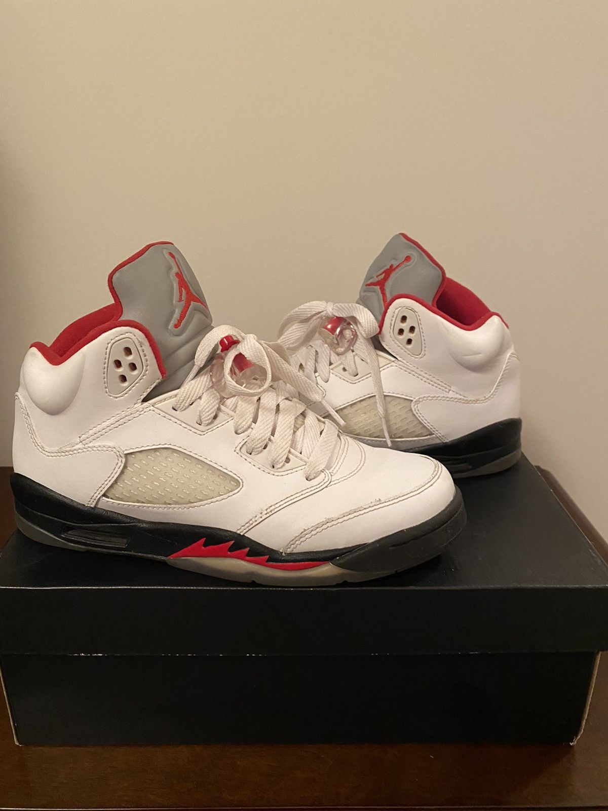 Jordan 5 fire red 2013 best sale