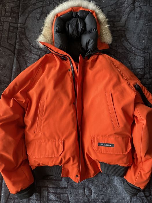 Canada goose 7950m xl store