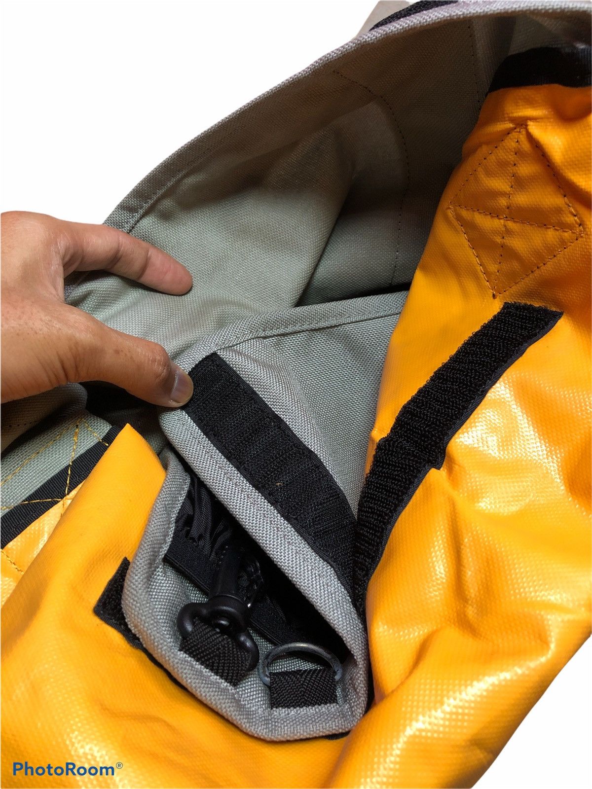 Japanese Brand BERUF BAGGAGE TOKYO massengger bag Size ONE SIZE - 12 Thumbnail