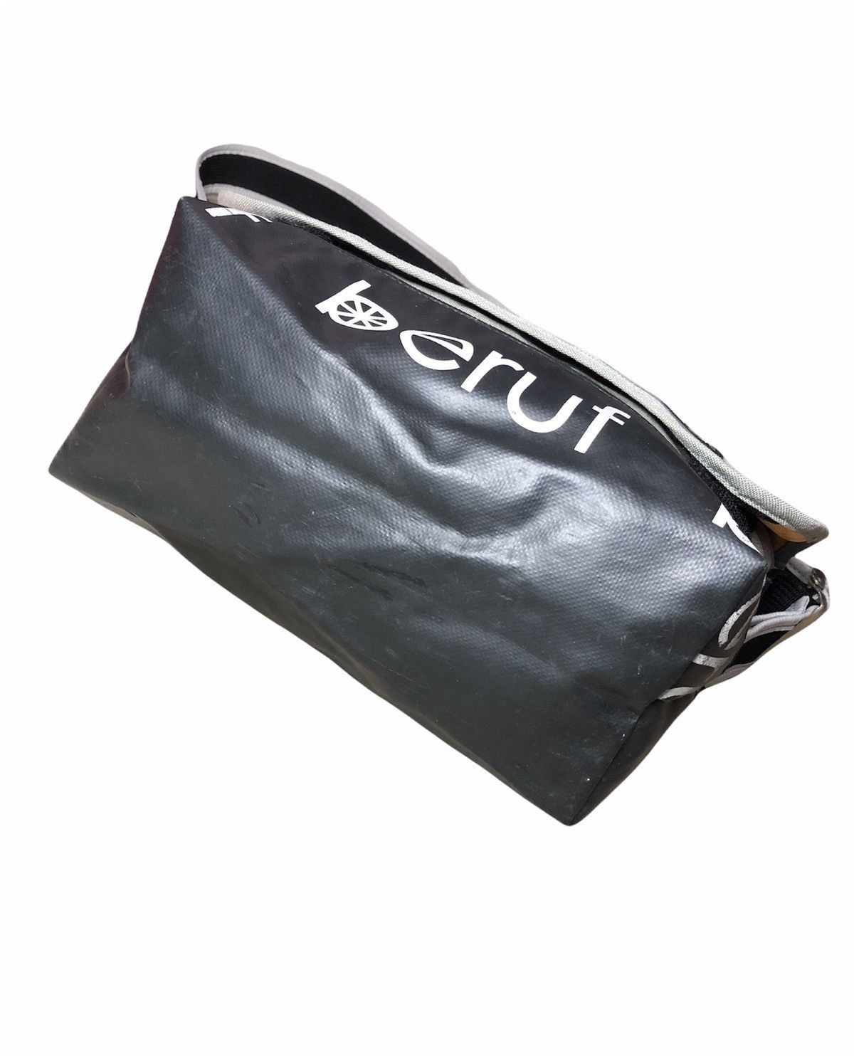 Japanese Brand BERUF BAGGAGE TOKYO massengger bag Size ONE SIZE - 7 Thumbnail