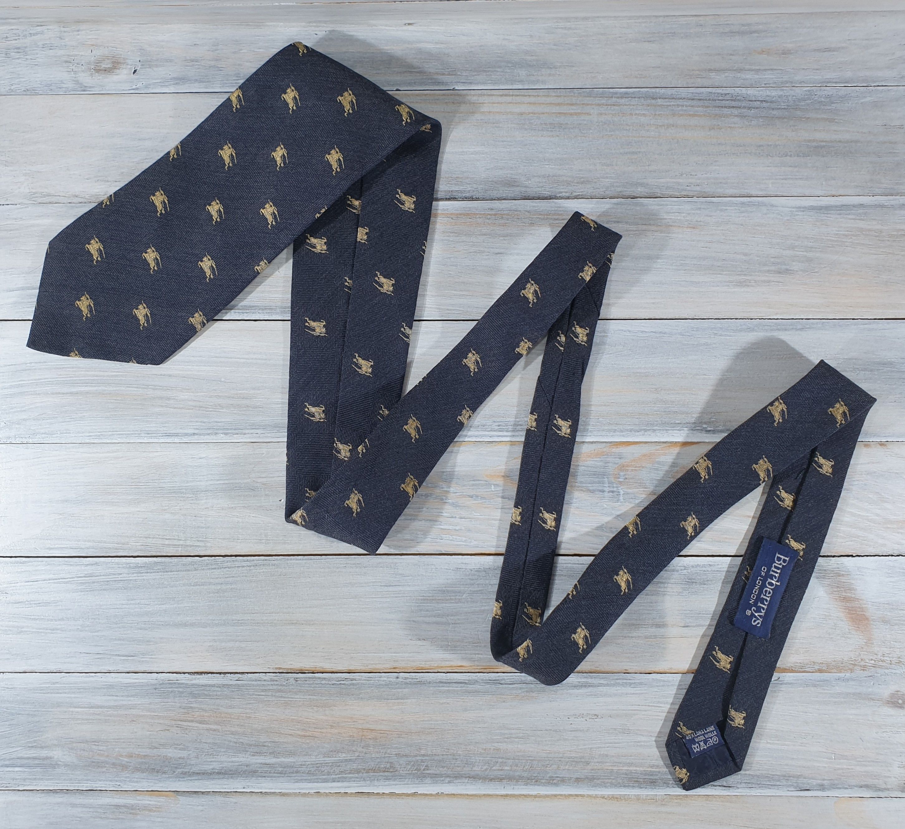 Burberry Burberrys Of London Monogram Men's Tie 60% Silk 40% Wool Size ONE SIZE - 12 Thumbnail
