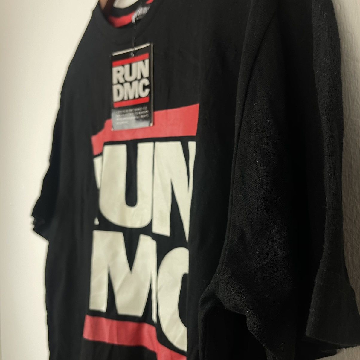RUN DMC RUN DMC TSHIRT WITH TAG COPYRIGHT 2015 Size US L / EU 52-54 / 3 - 4 Thumbnail