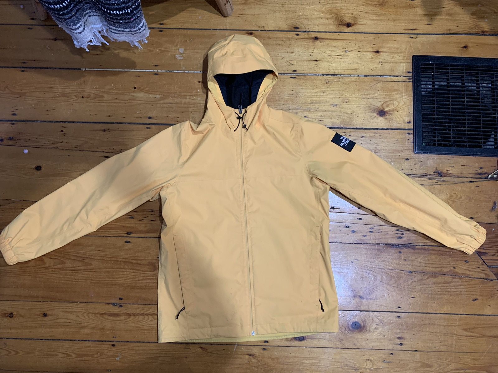 The North Face THE NORTH FACE 1990 Mountain Q Jacket Size US M / EU 48-50 / 2 - 2 Thumbnail