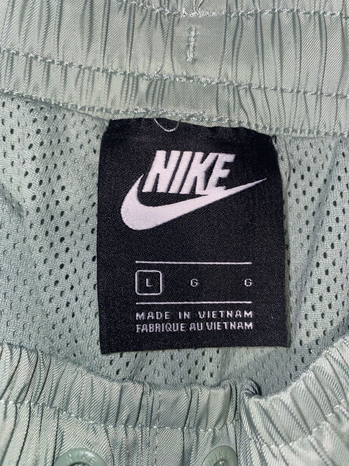 Nike Nike Woven Shorts Size US 32 / EU 48 - 3 Preview