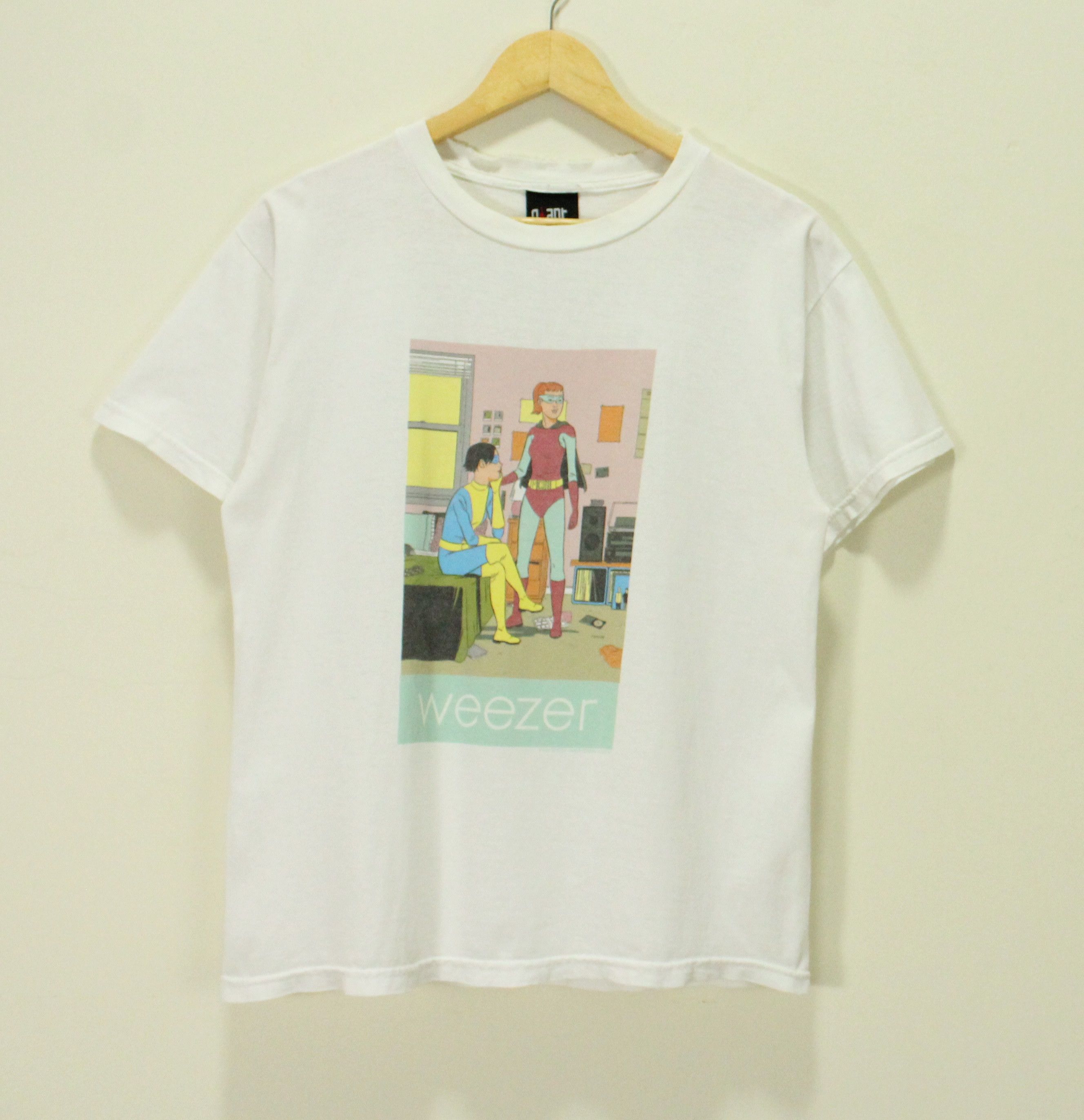 image of Band Tees x Giant Vintage Weezer T Shirt Distressed in White, Men's (Size Small)