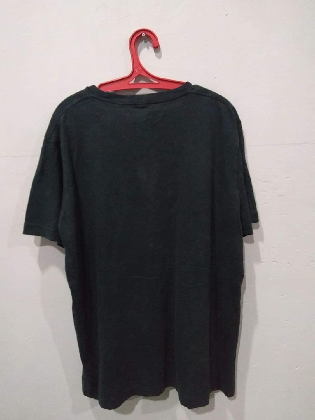 Andy Warhol Uniqlo X Andy Warhol Media Is Art Tee Size US XL / EU 56 / 4 - 4 Thumbnail