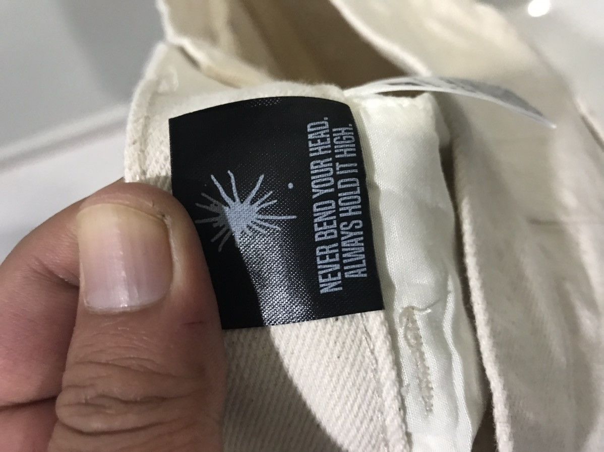 Designer × Japanese Brand × Maison MIHARA YASUHIRO MIHARAYASUHIRO X GU White Denim Size US 34 / EU 50 - 13 Thumbnail
