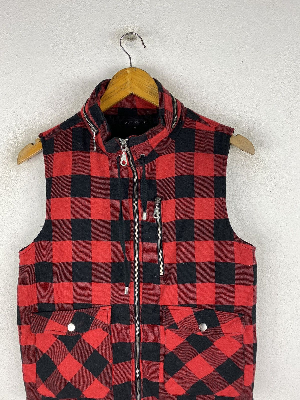 Japanese Brand 🔥SALE🔥AUTHENTIC RED TARTAN VEST MADE IN JAPAN Size US M / EU 48-50 / 2 - 5 Thumbnail