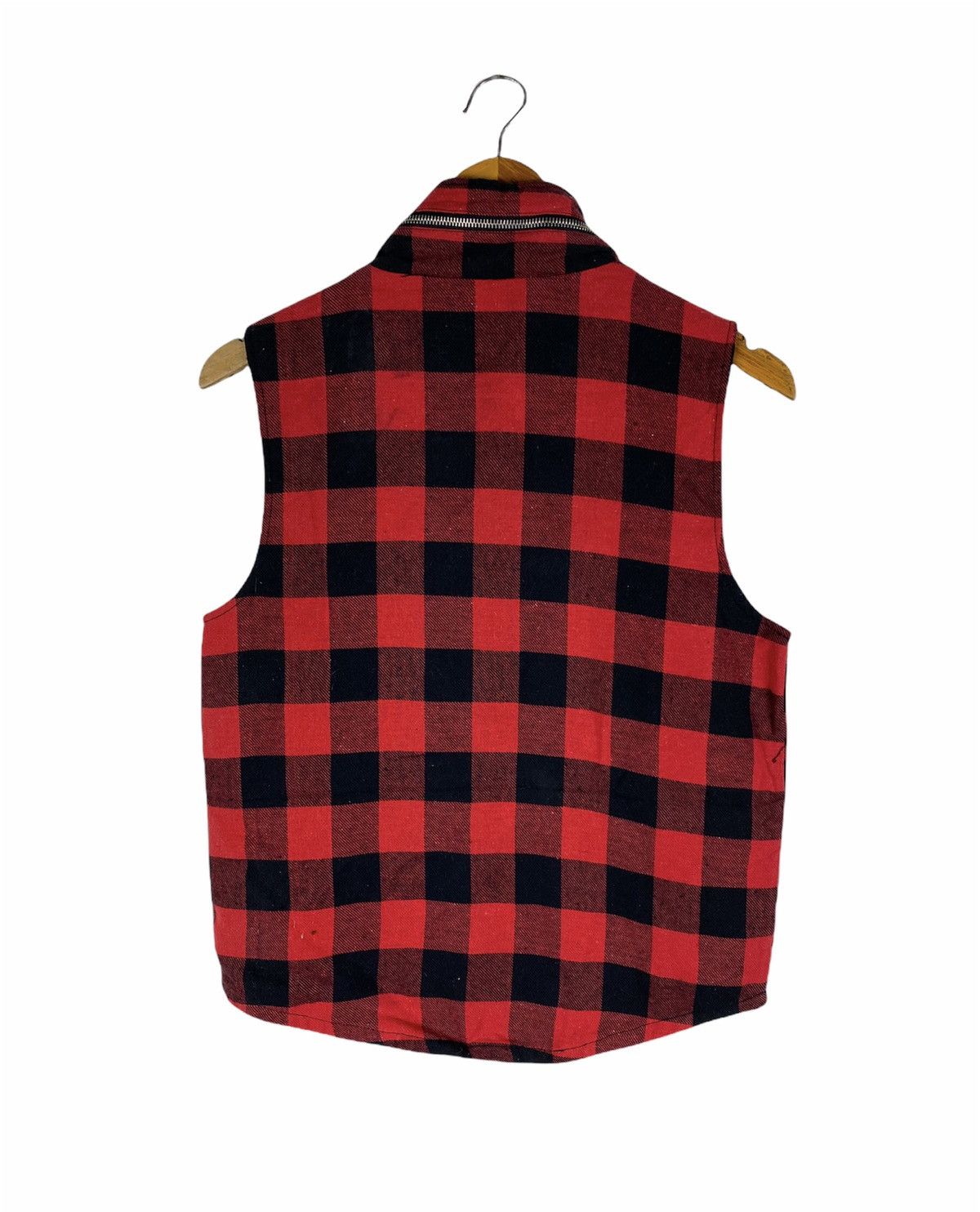 Japanese Brand 🔥SALE🔥AUTHENTIC RED TARTAN VEST MADE IN JAPAN Size US M / EU 48-50 / 2 - 2 Thumbnail