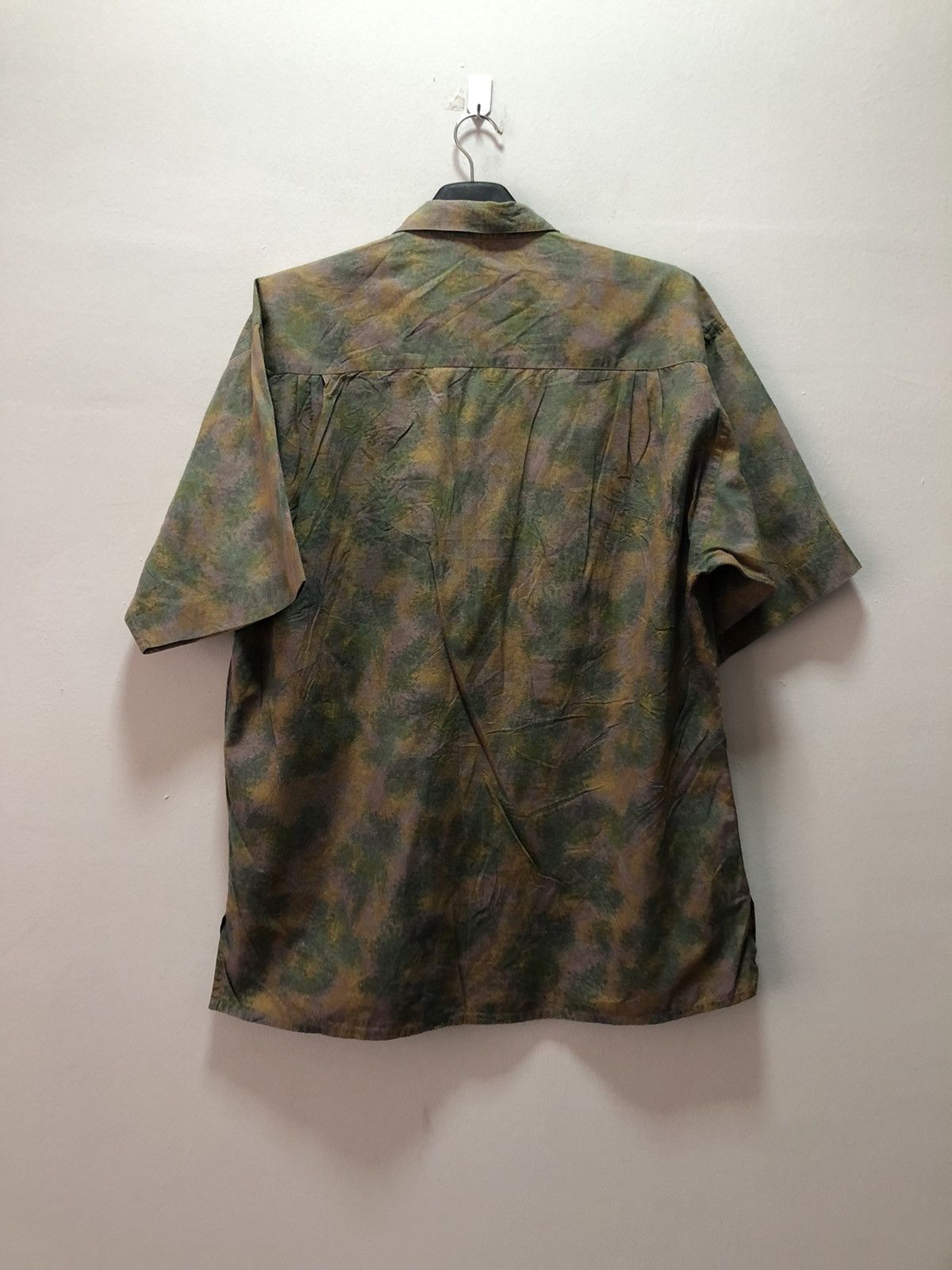 Givenchy Vintage GIVENCHY Gentleman Shirt Italy Half Button Size US L / EU 52-54 / 3 - 4 Thumbnail
