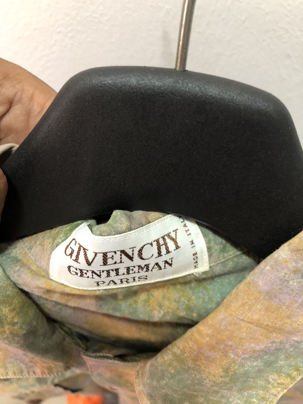 Givenchy Vintage GIVENCHY Gentleman Shirt Italy Half Button Size US L / EU 52-54 / 3 - 3 Thumbnail