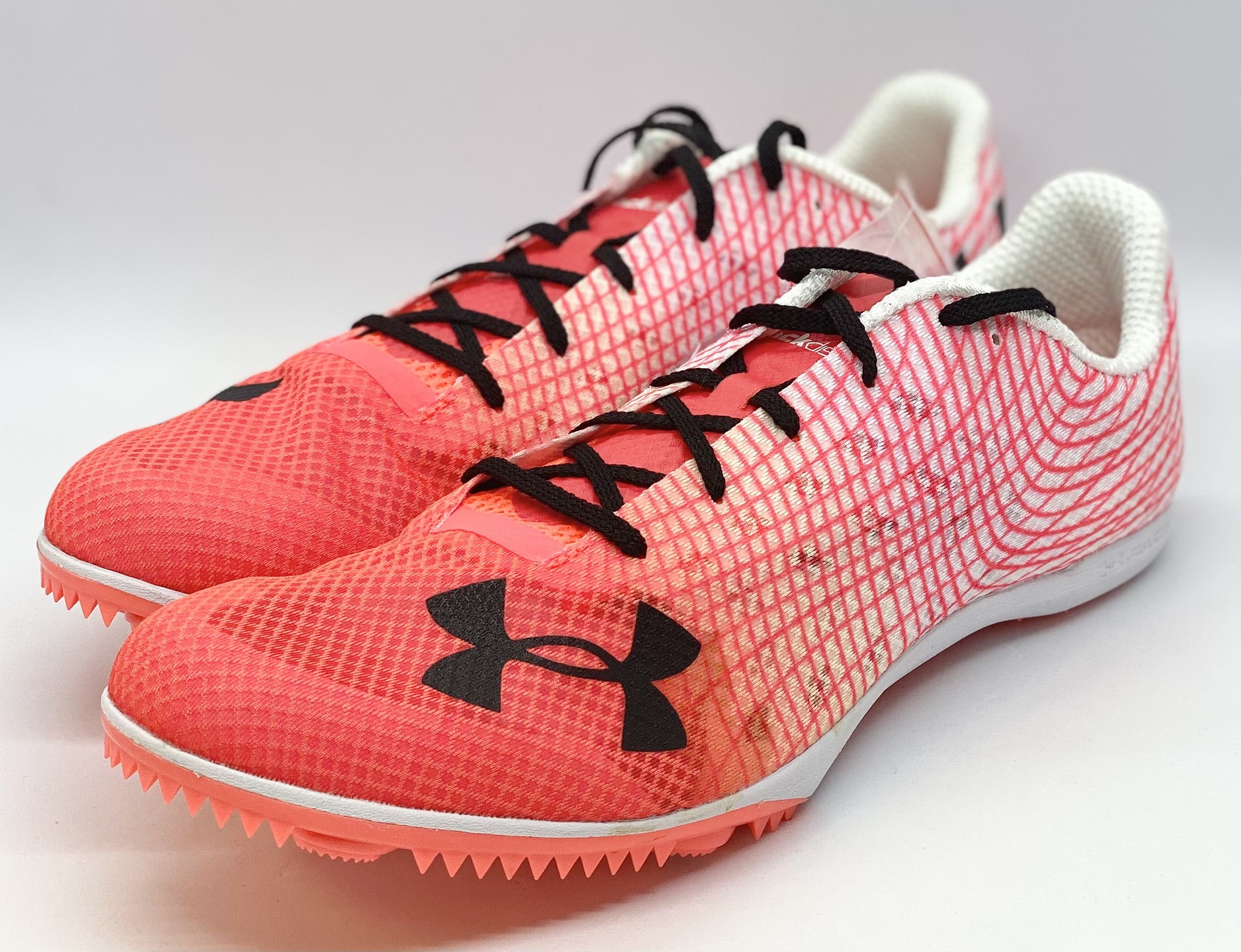 Under Armour Mens Kick Distance Soccer Cleats
