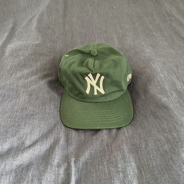 New York Yankees Mondaysuck x NY Chainstitch Snapback in Green