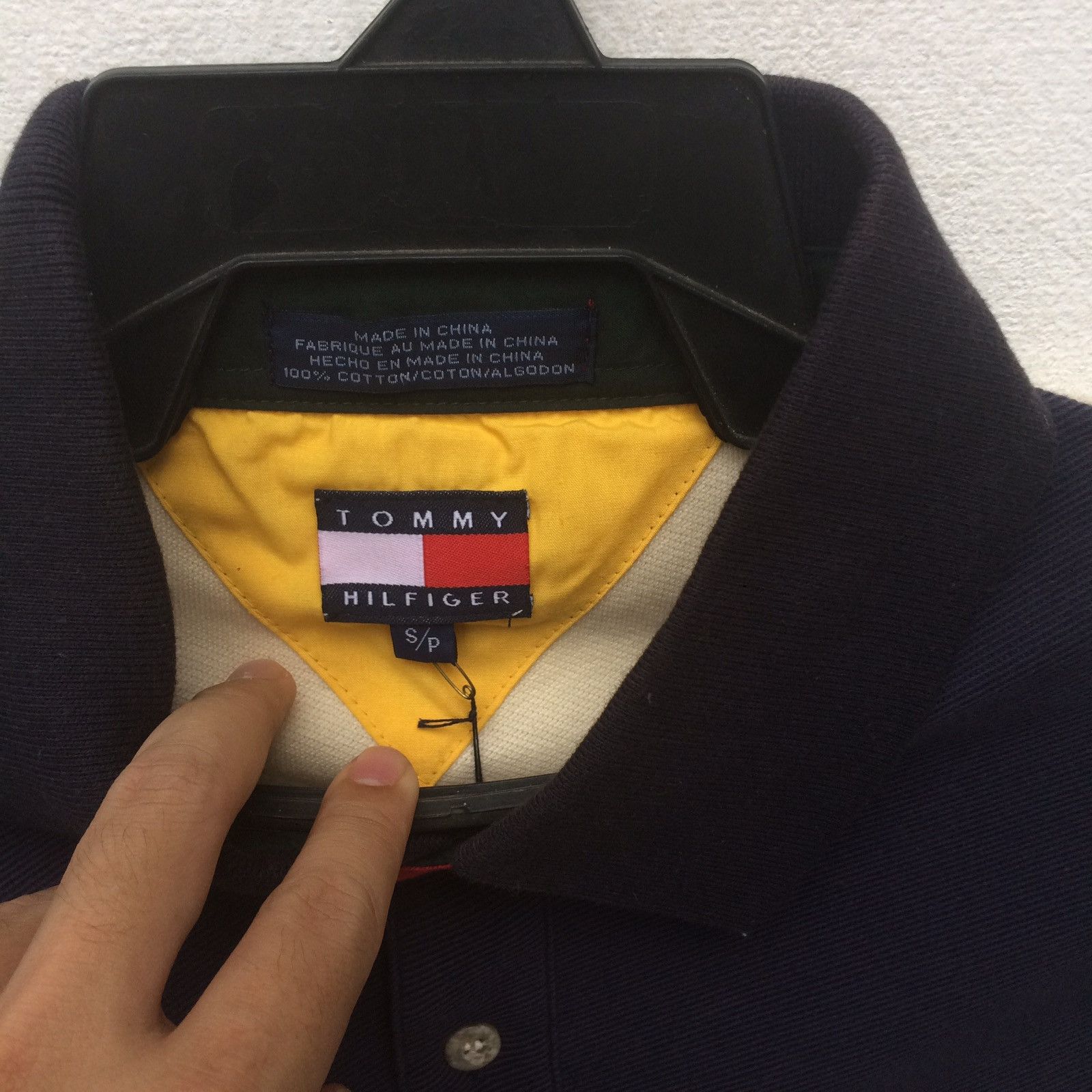 Tommy Hilfiger Deadstock Vintage 90s Tommy Hilfiger Polo | Alpine Gear Size US S / EU 44-46 / 1 - 3 Thumbnail