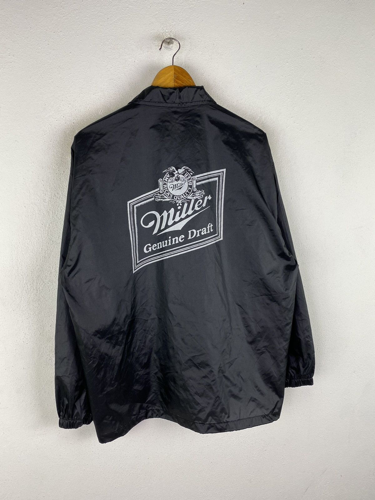 Vintage 🔥SALE🔥MILLER GENUINE DRAFT AMERICAN QUALITY BEER COACH JACK Size US L / EU 52-54 / 3 - 3 Thumbnail