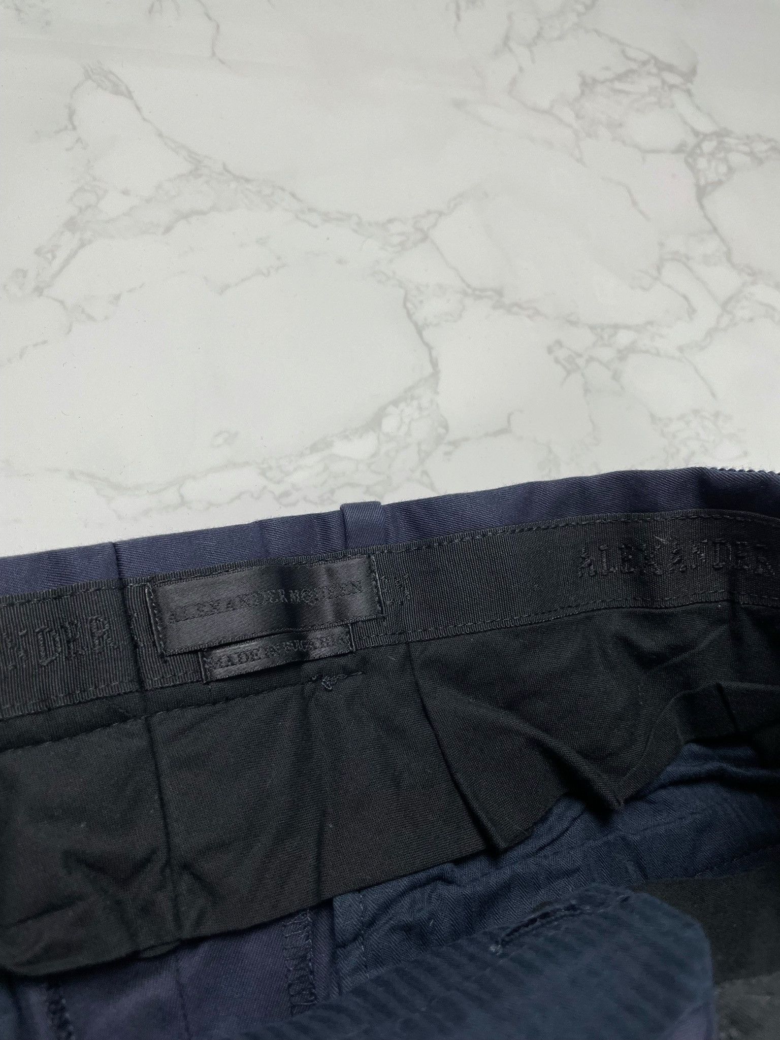 Alexander McQueen 🔥[SALE]🔥 Alexander McQueen Dark Navy Cropped Pants Size US 30 / EU 46 - 8 Thumbnail