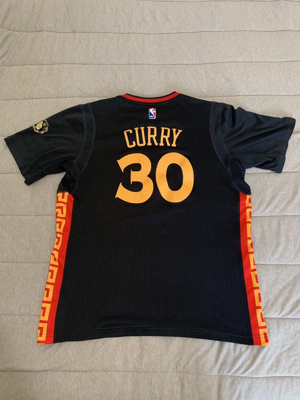 Golden State Warriors size L Men’s Steph deals Curry Adidas Sleeved Chinese New Year