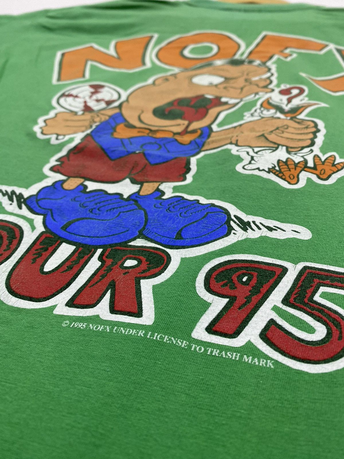 Band Tees vintage 1995 NOFX world tour punk rock artwork rare t-shirts Size US XL / EU 56 / 4 - 5 Thumbnail