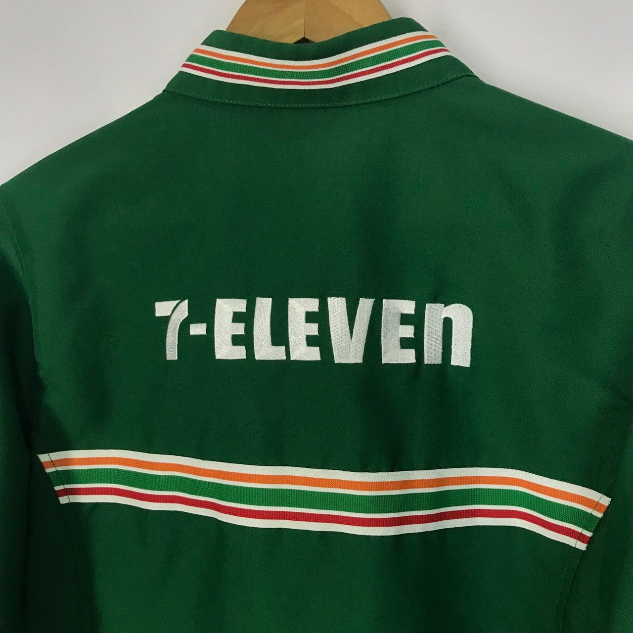 Other 🔥90's Vintage 7 ELEVEN EMBROIDERY Design Zipper Jacket Size US S / EU 44-46 / 1 - 4 Thumbnail