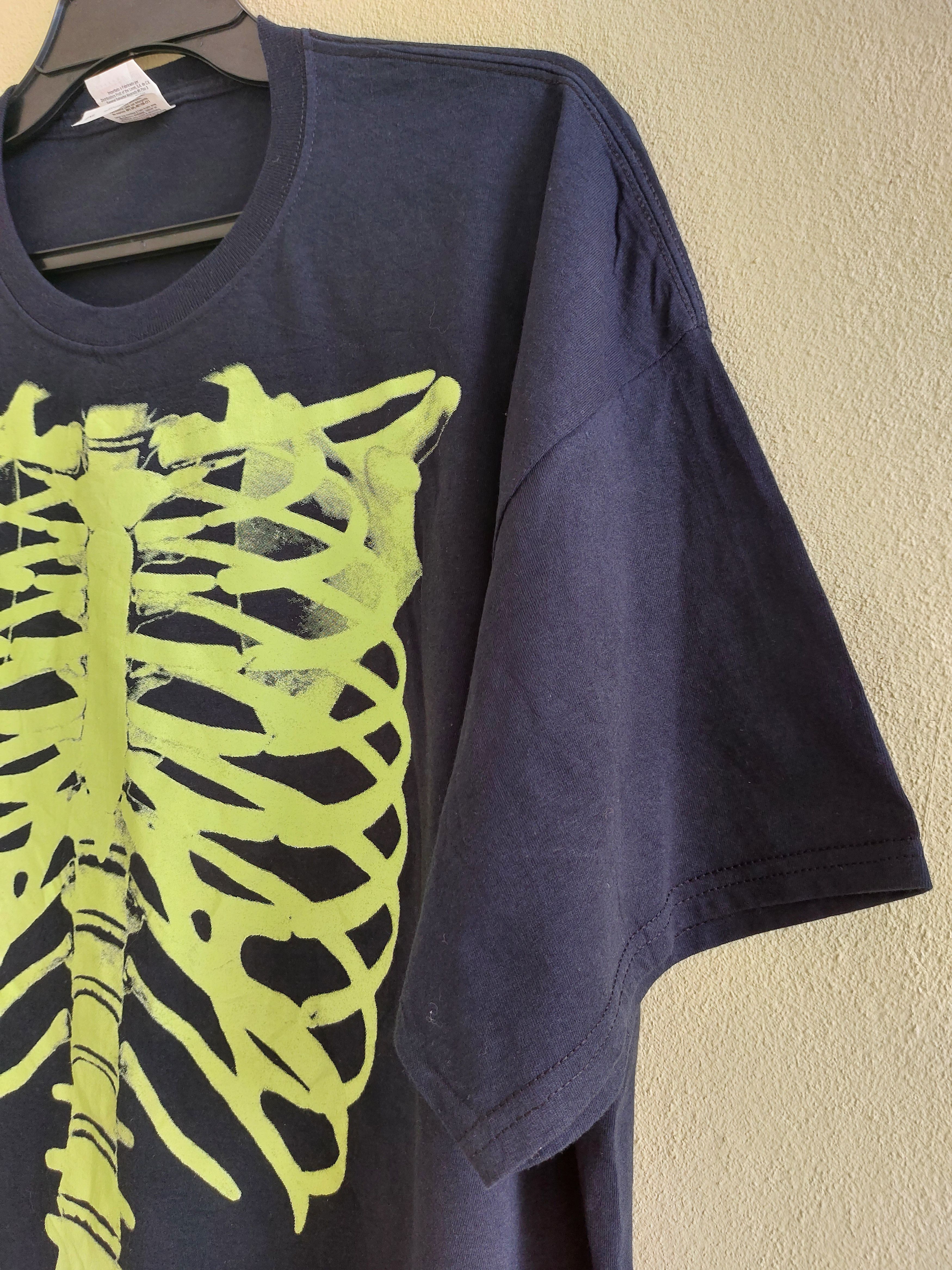 Fruit Of The Loom Skeleton glow in the dark tee by FRUIT OF THE LOOM Size US XXL / EU 58 / 5 - 4 Thumbnail