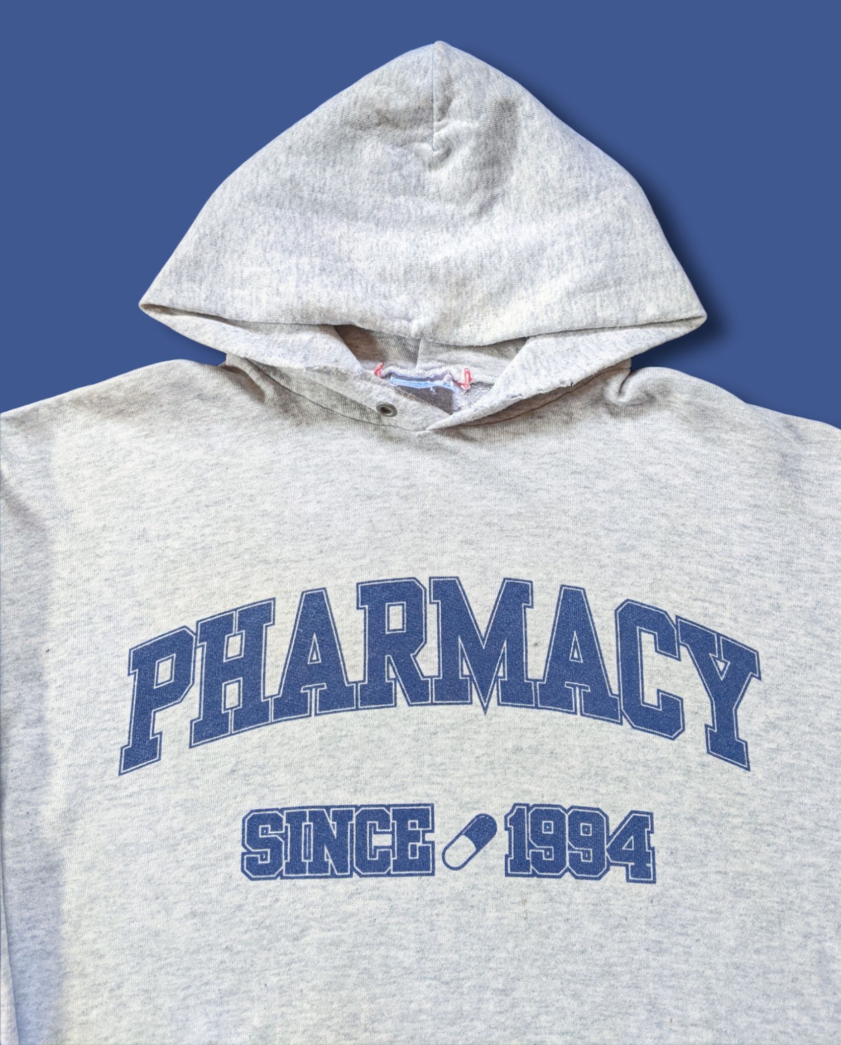 Vintage Vintage 90s Pharmacy 1994 Pills Pullover Hoodie Size US M / EU 48-50 / 2 - 3 Thumbnail