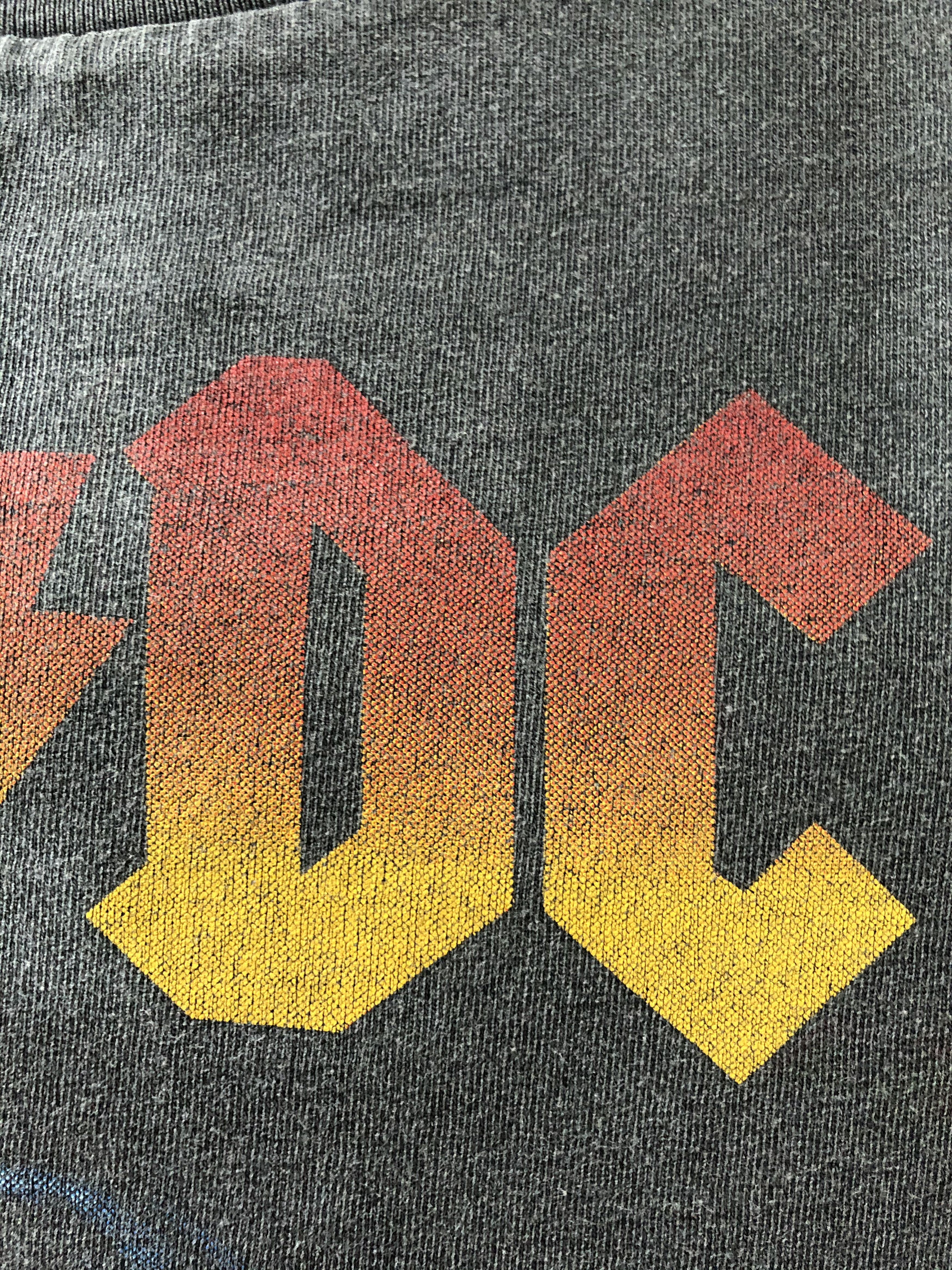Band Tees Vintage 90s AC/DC double stitch (Guns N' Roses Pink Floyd) Size US L / EU 52-54 / 3 - 10 Thumbnail
