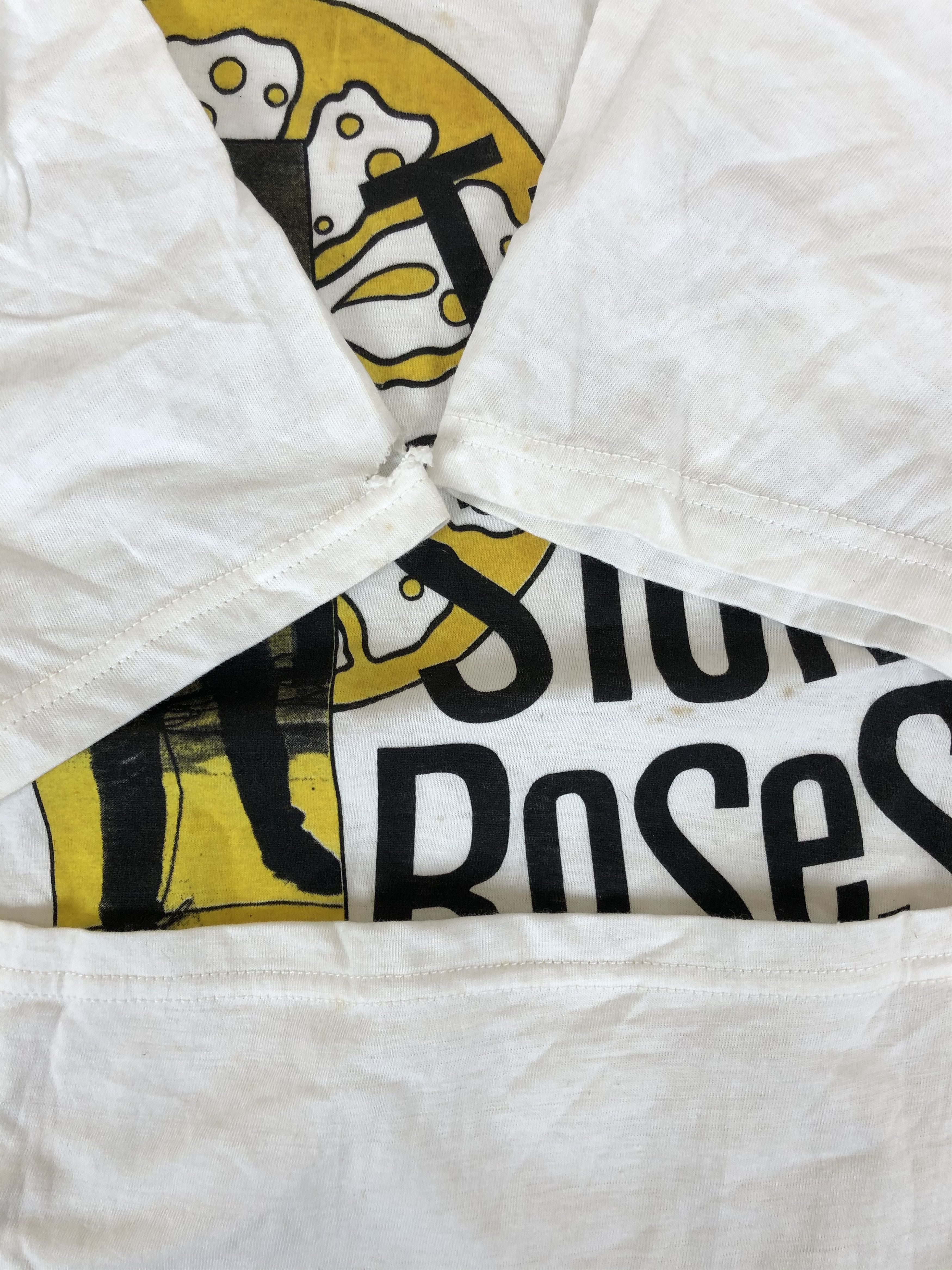 Band Tees Vintage 80s The Stone Roses (New Order Happy Mondays) Size US M / EU 48-50 / 2 - 16 Thumbnail