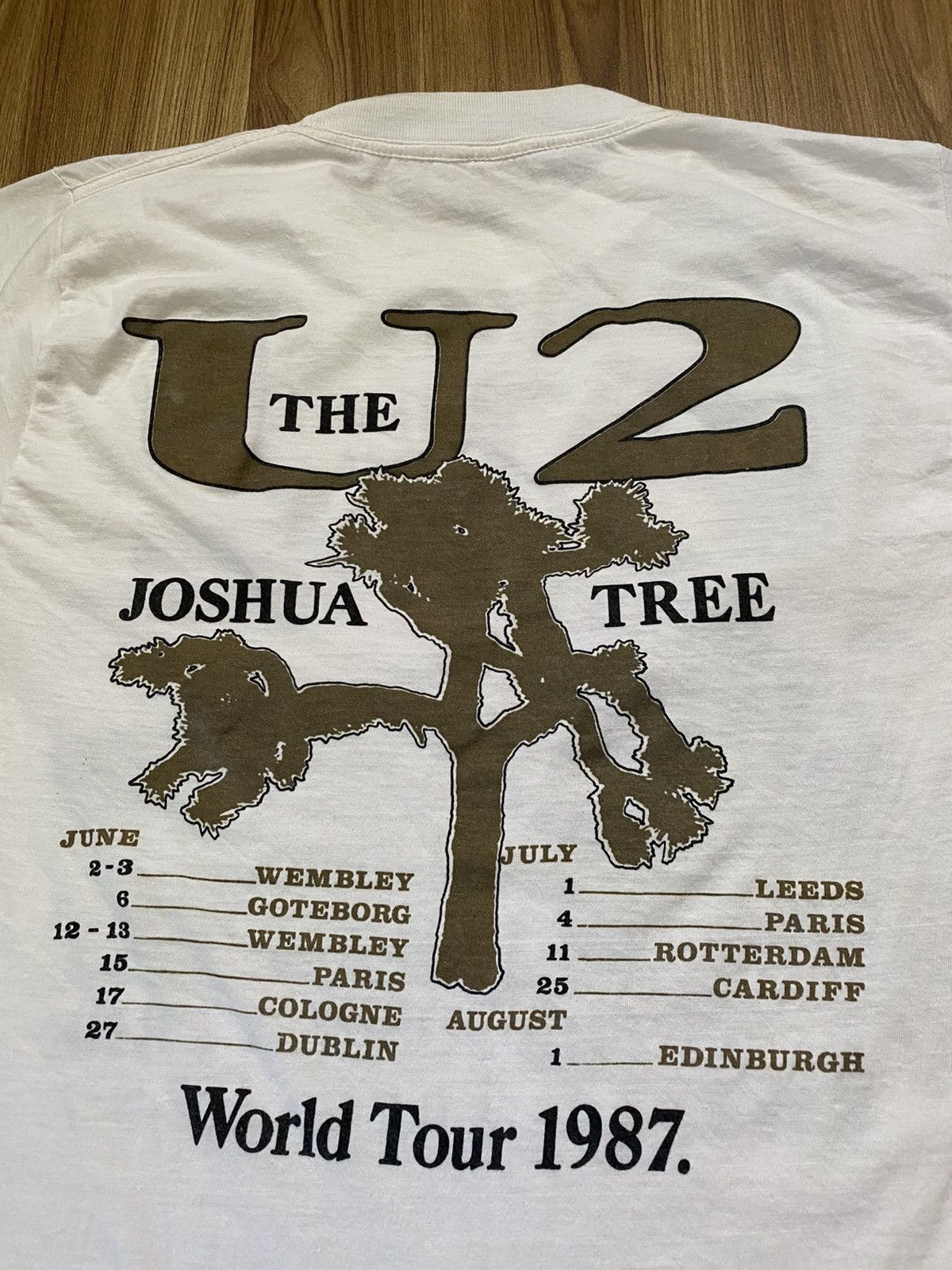 Band Tees Vintage U2 The Joshua Tree Tour 1987 T Shirt Tee Size US S / EU 44-46 / 1 - 4 Thumbnail
