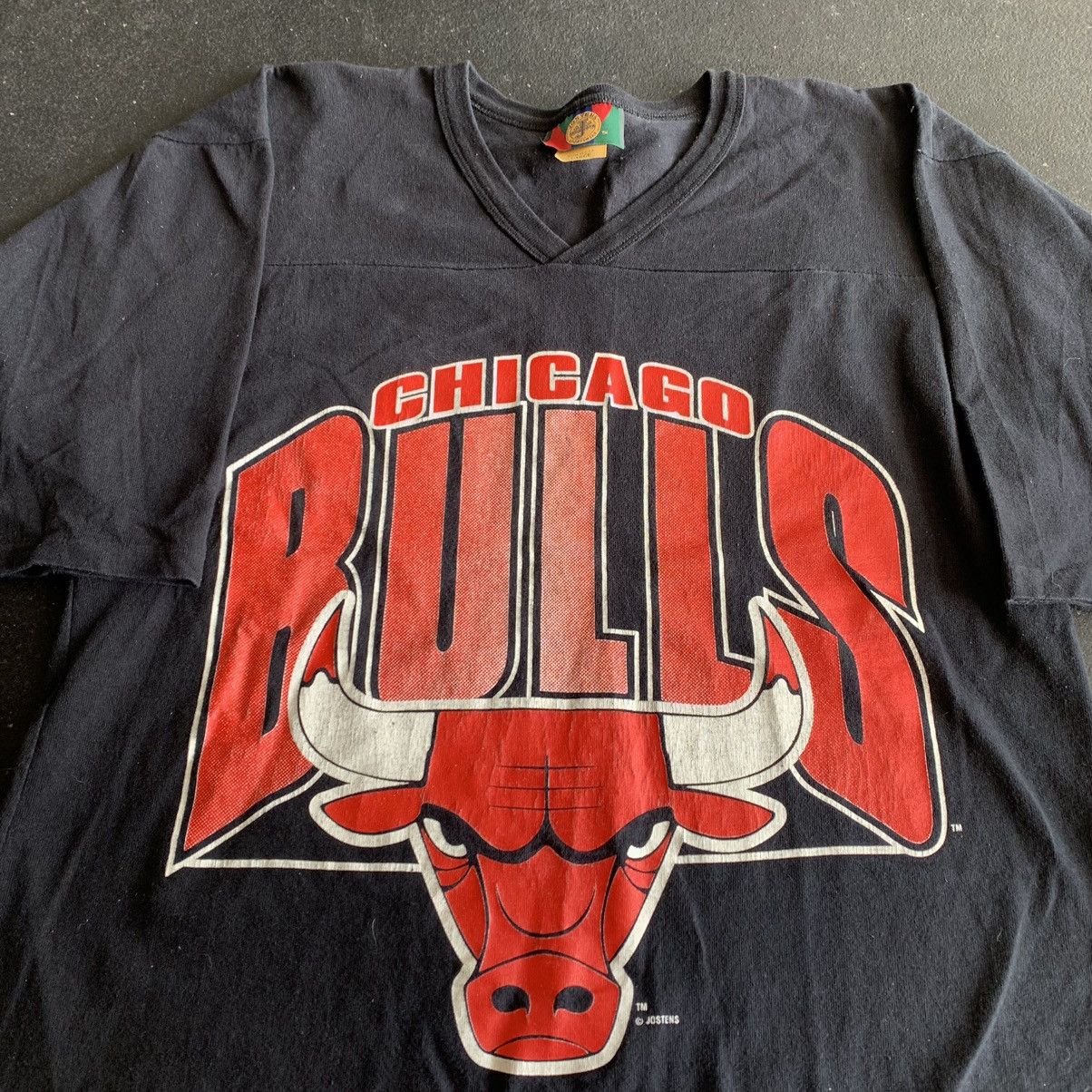 NBA × Vintage vintage chicago bulls 3/4ths sleeve Size US L / EU 52-54 / 3 - 3 Thumbnail