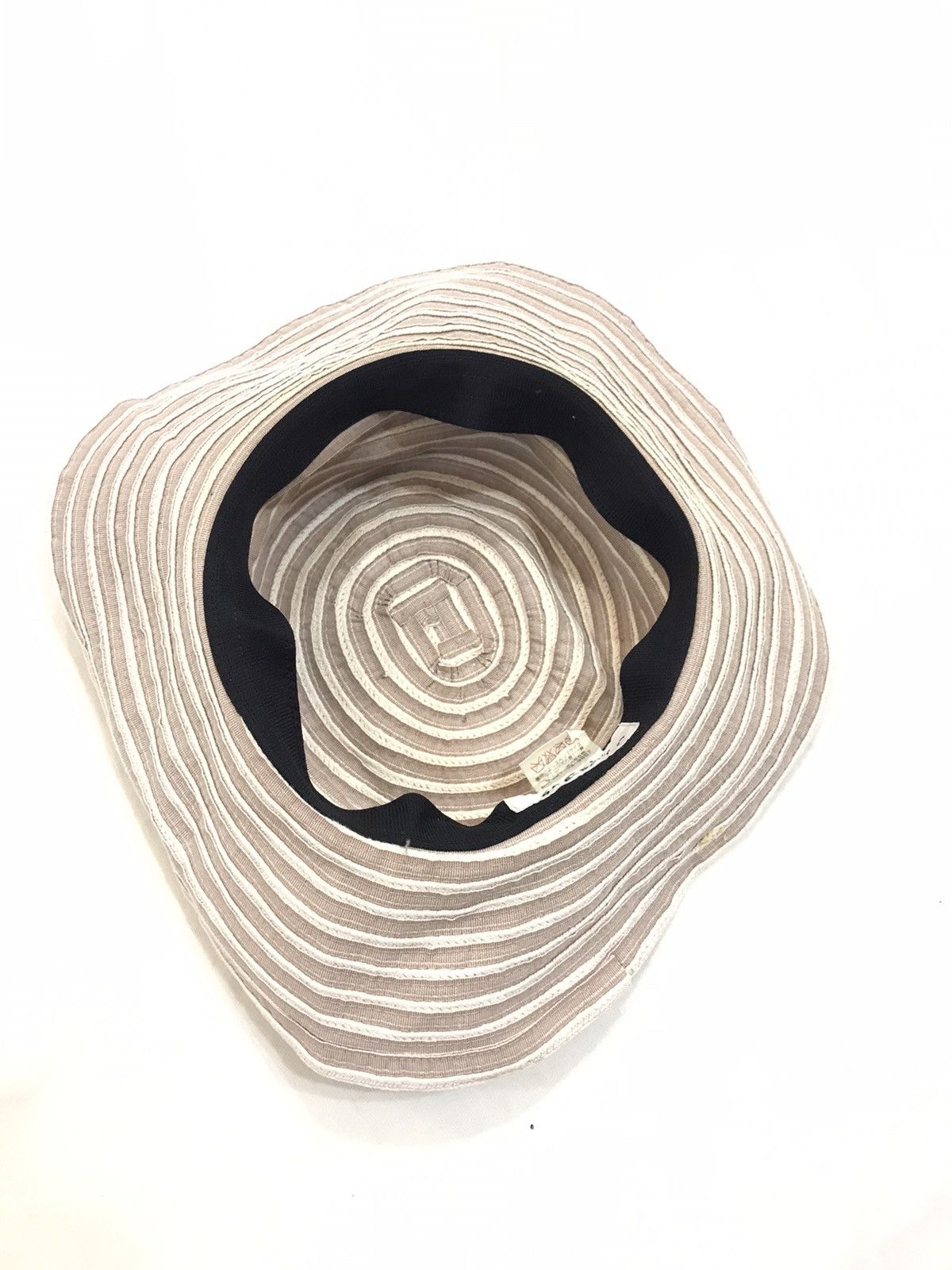 Yohji Yamamoto VINTAGE YSACCS SACCSNY YOHJI YAMAMOTO SWIRL BUCKET HAT Size ONE SIZE - 6 Thumbnail