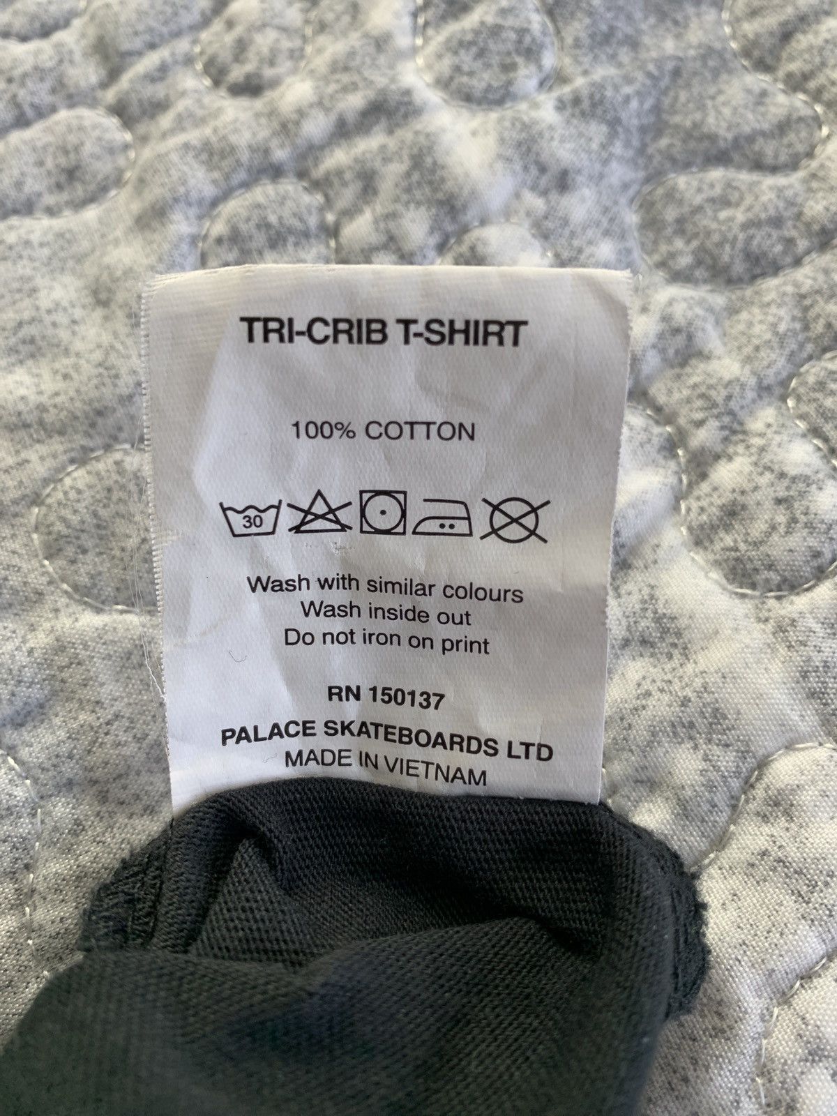 Palace Tri-Crib black white red Size US XL / EU 56 / 4 - 7 Thumbnail