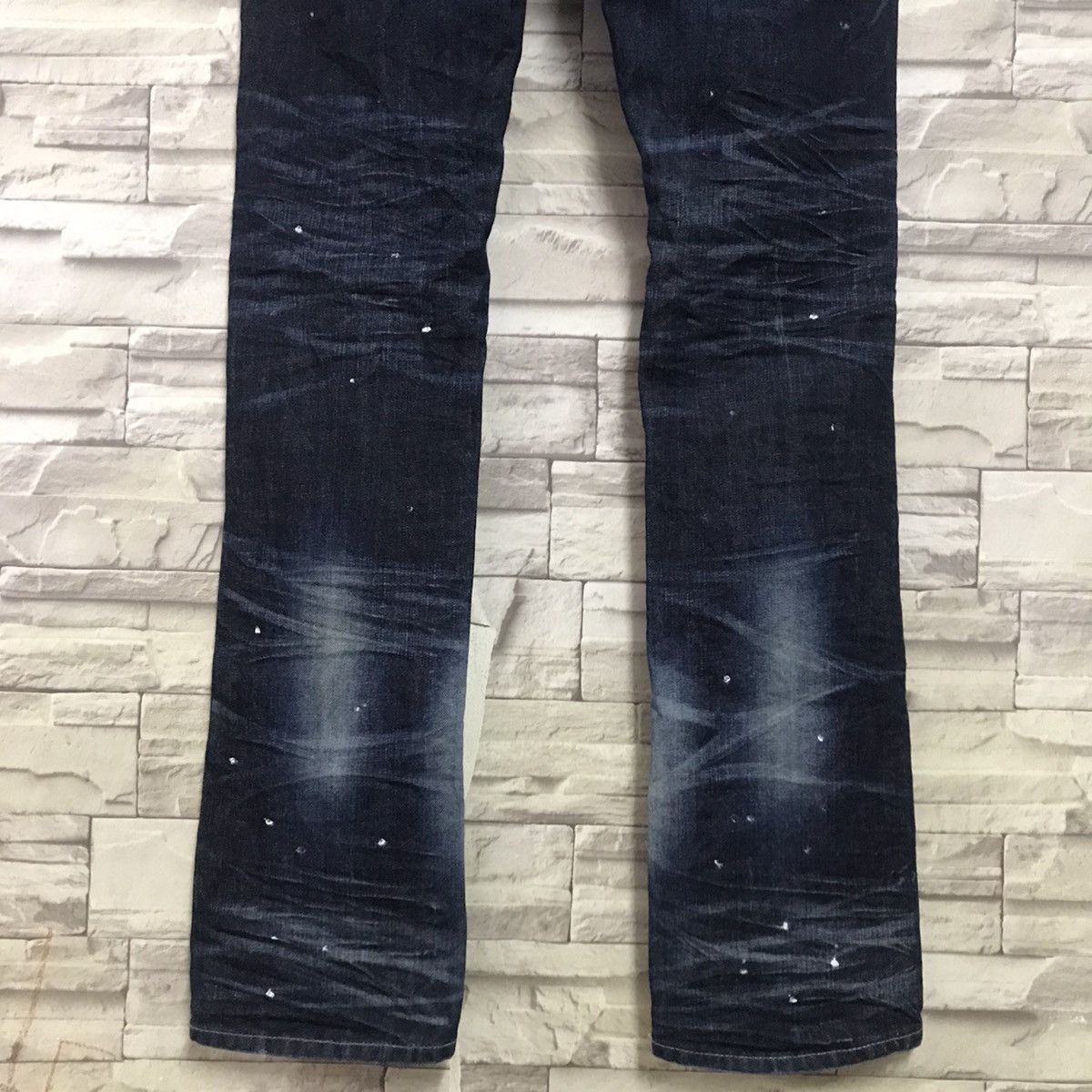 GOSTAR DE FUGA Gostar De Fuga Coated Wax Denim Jeans Size US 31 - 11 Thumbnail
