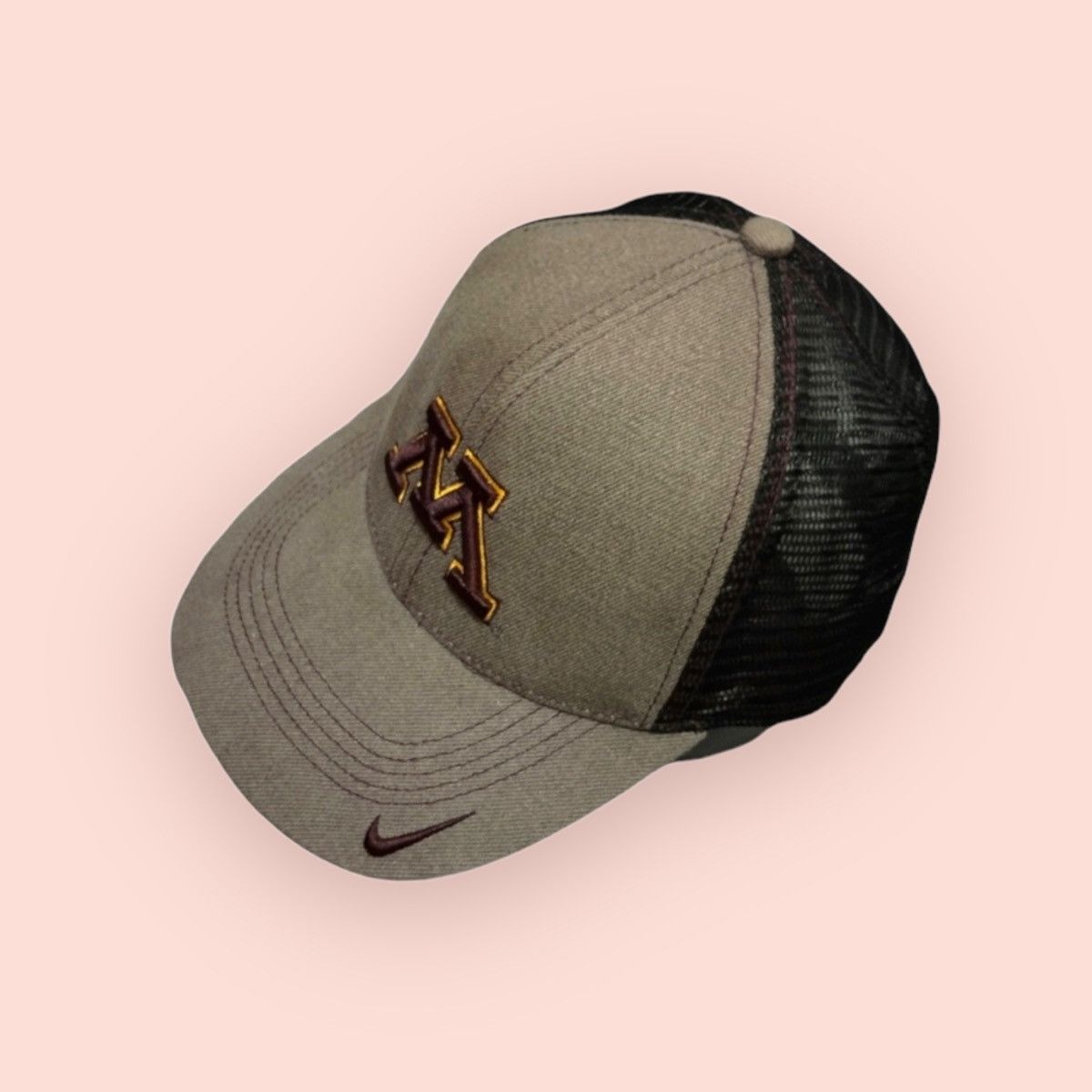 Nike NIKE TEAM VINTAGE TRUCKER HAT Size ONE SIZE - 14 Thumbnail