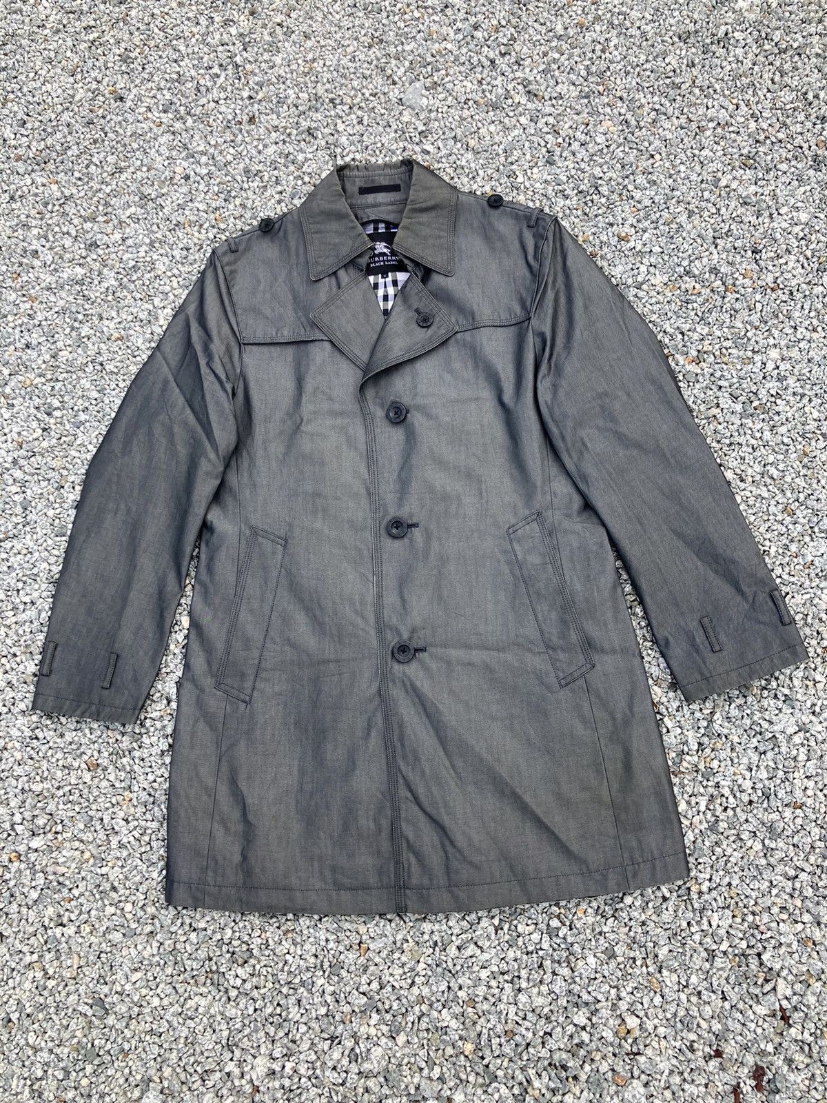 Burberry Distressed Burberry Black Label Nova Check Size US M / EU 48-50 / 2 - 2 Thumbnail