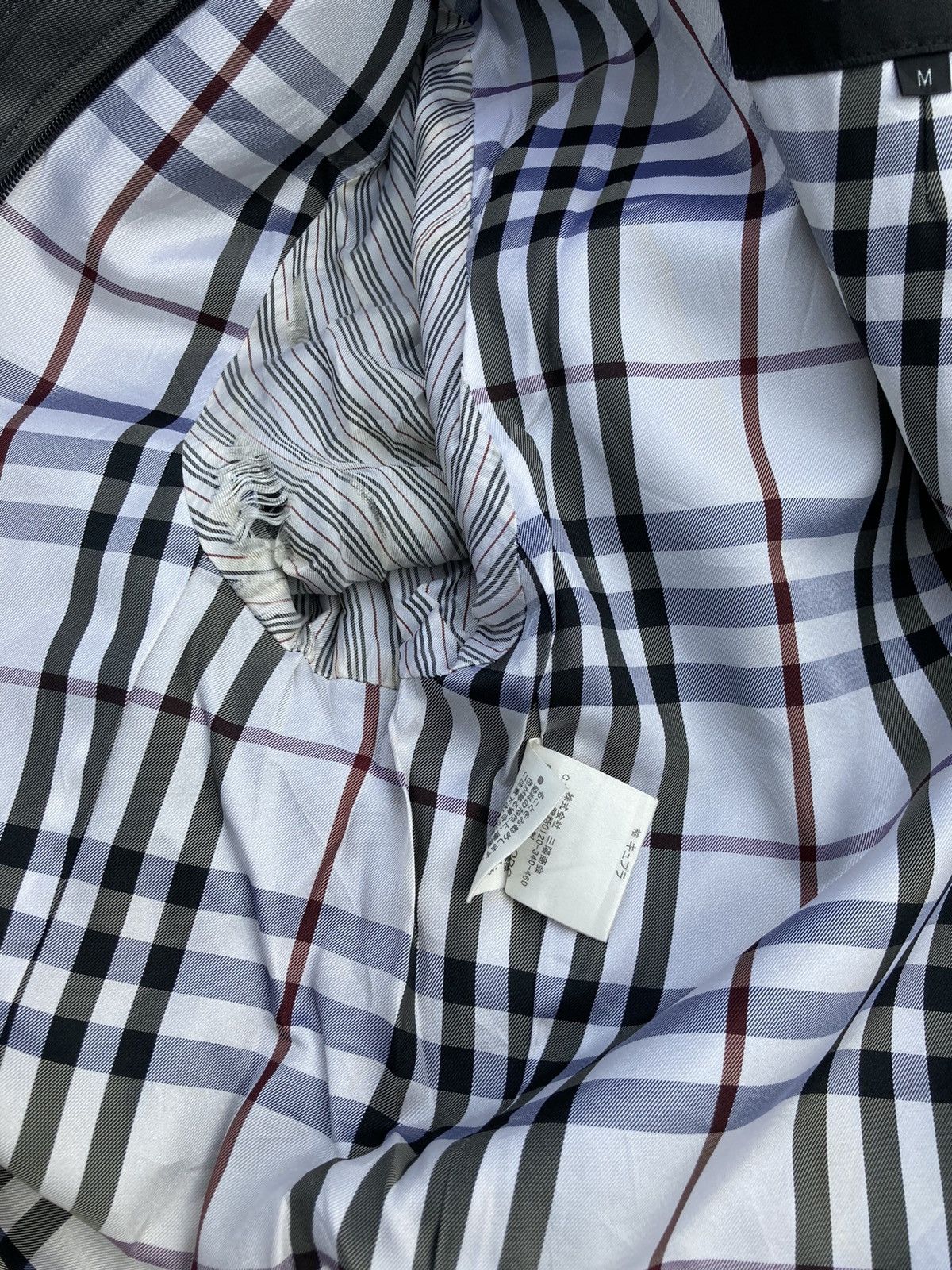 Burberry Distressed Burberry Black Label Nova Check Size US M / EU 48-50 / 2 - 12 Thumbnail