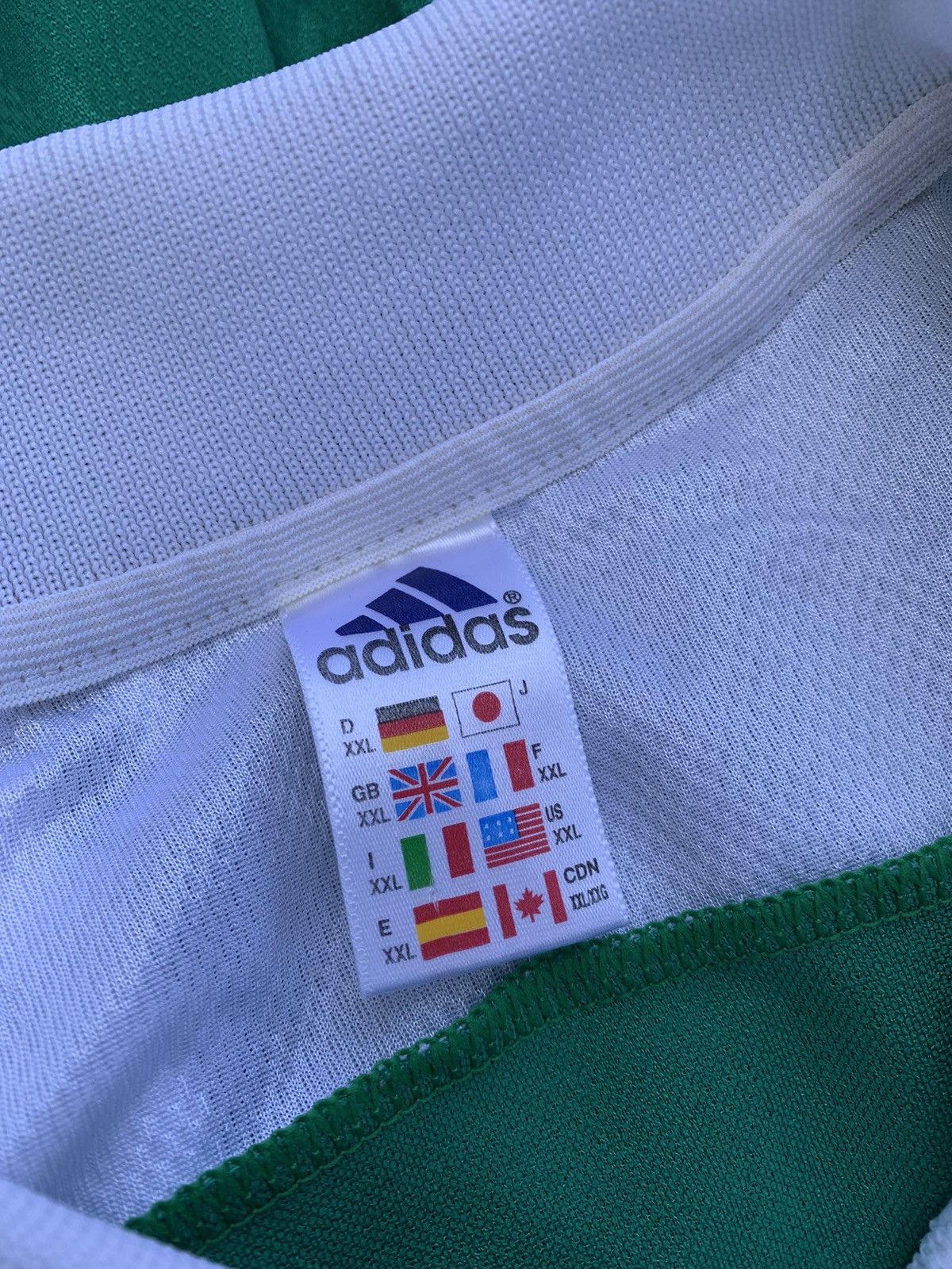 Adidas × Vintage Adidas Vintage 2000 Made in UK soccer set jersey Size US L / EU 52-54 / 3 - 6 Thumbnail