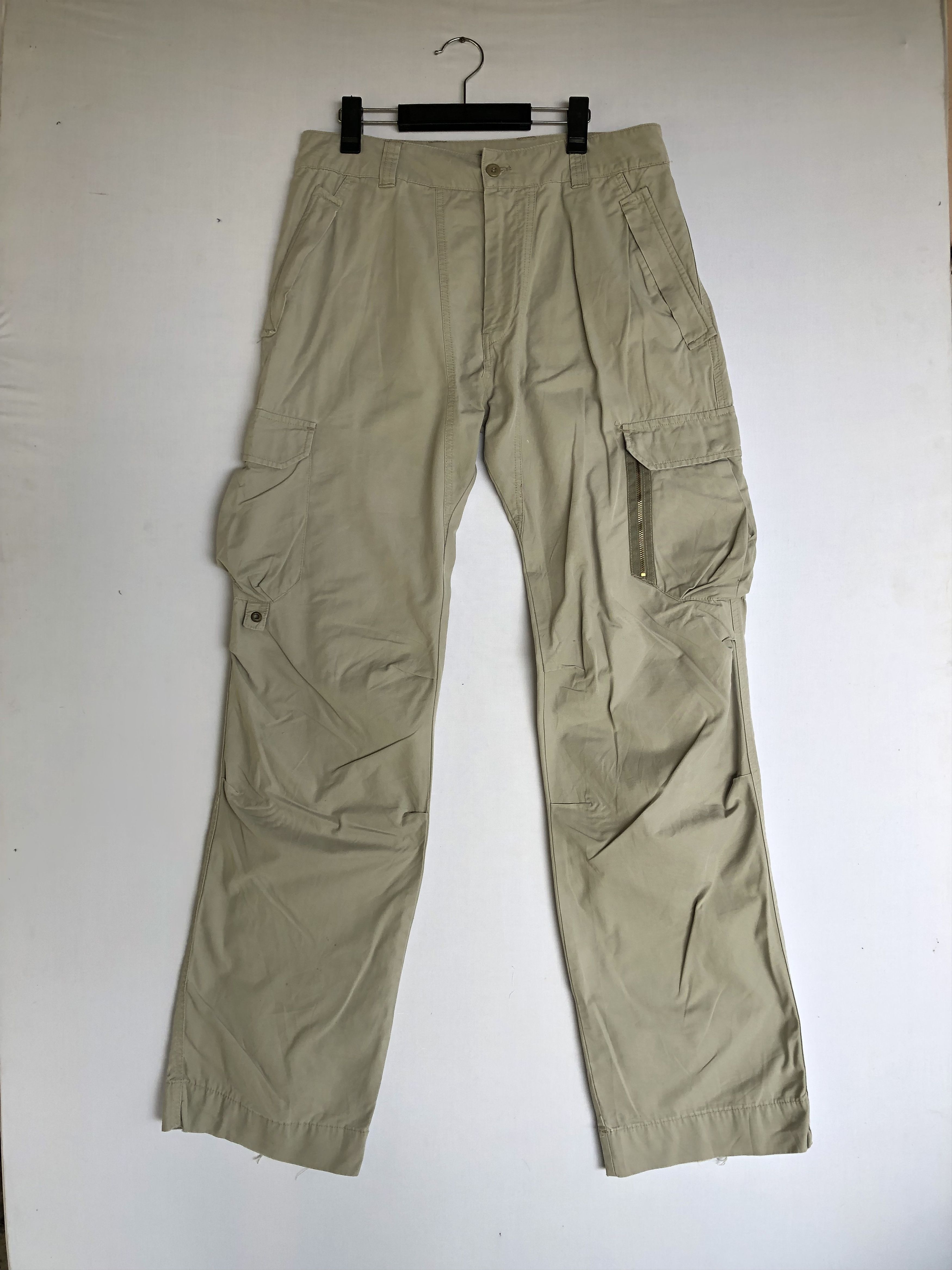 Japanese Brand Japanese brand grey cargo pants Size US 32 / EU 48 - 2 Thumbnail