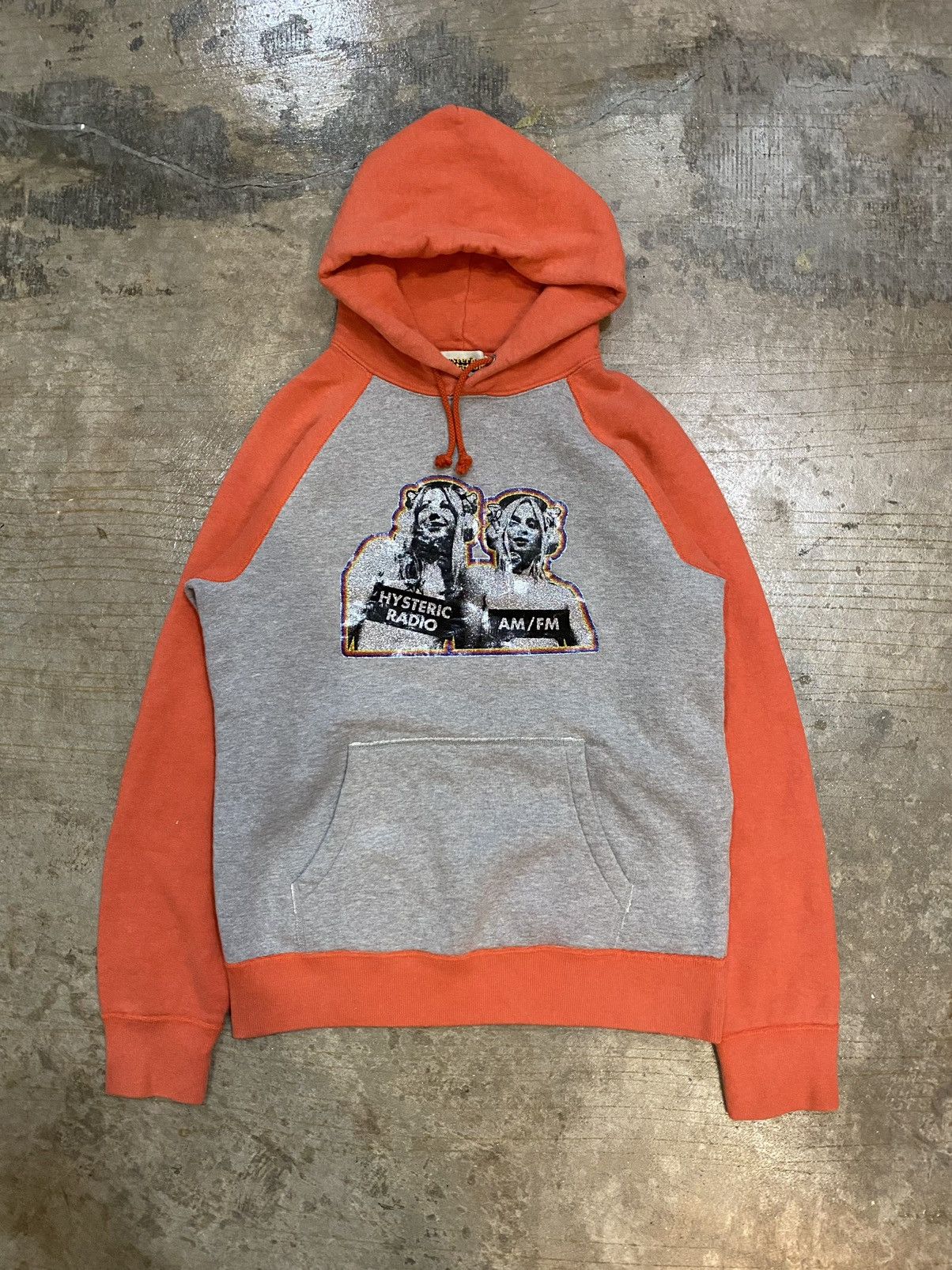 Hysteric Glamour 2001 Hysteric pin up girl radio hoddie iron on Size US S / EU 44-46 / 1 - 2 Thumbnail