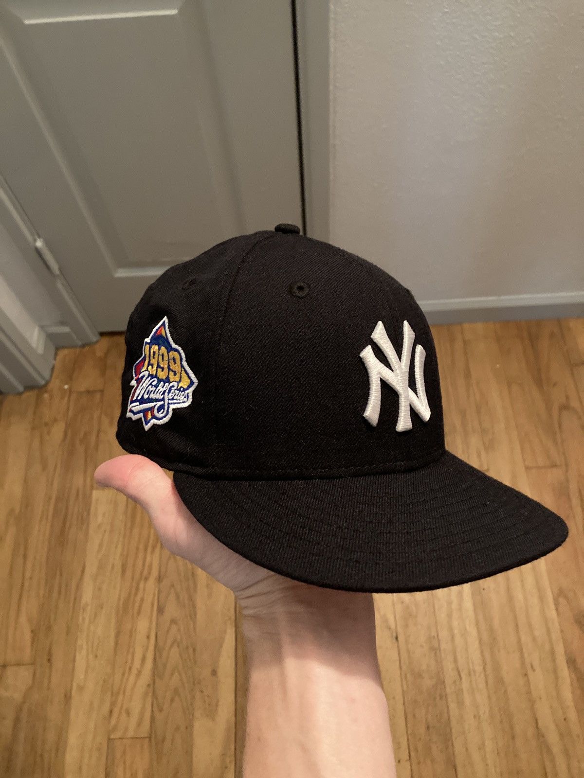 New Era Men's Blue Stone New York Yankees 1999 World Series