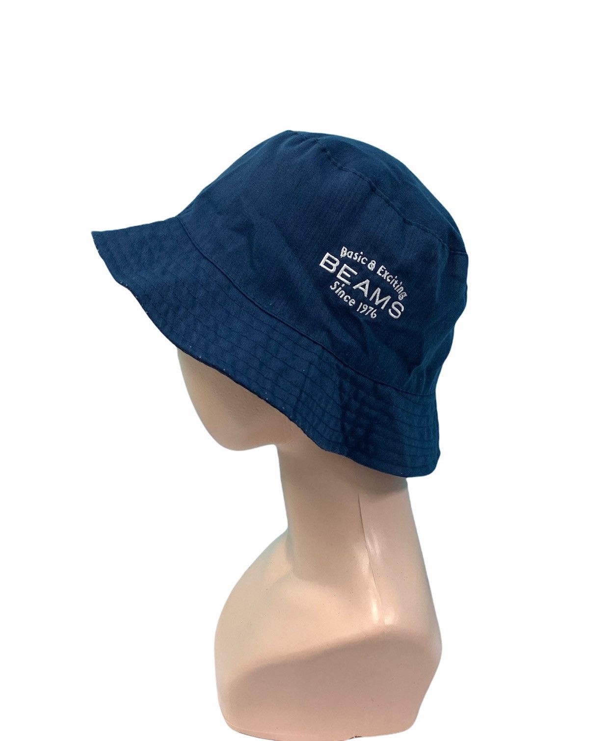 🎌 Blue Indigo Beams SpellOut Logo Bucket Hat Japan