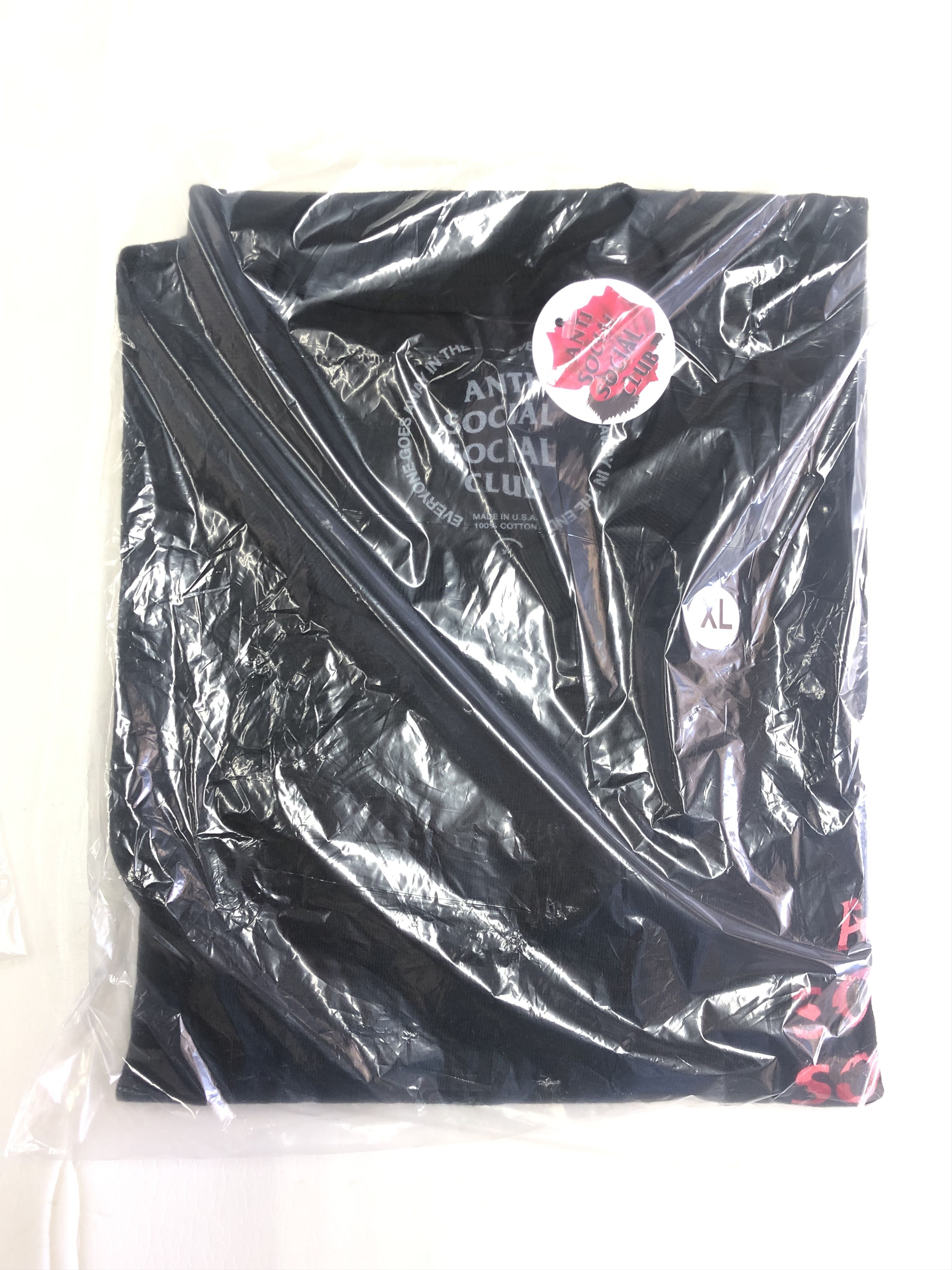 Anti Social Social Club × Members Only DS Weekly ASSC Red Camo Wild Life Black Tee BAPE FTP FOG CDG Size US XL / EU 56 / 4 - 2 Thumbnail