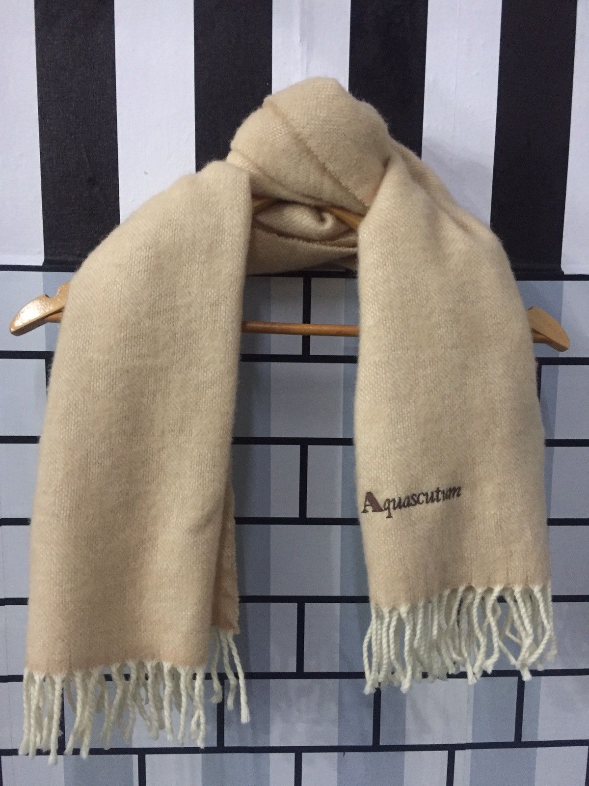 Aquascutum × Designer AQUASCUTUM Muffler Scarf Size ONE SIZE - 1 Thumbnail