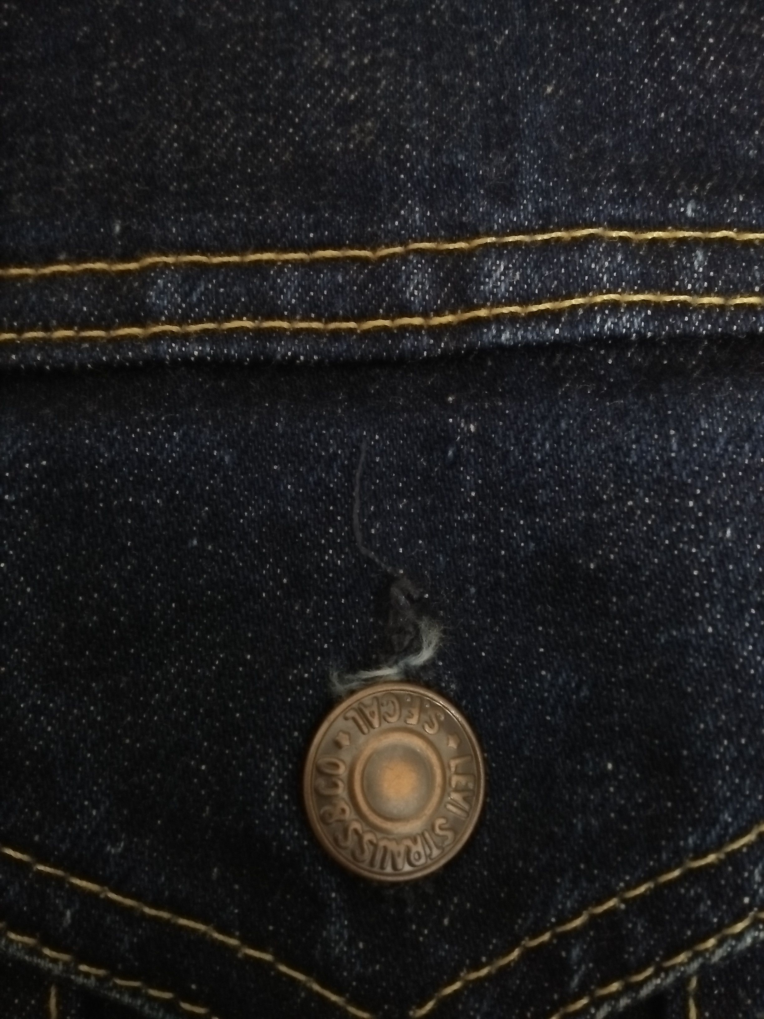Levi's 90s LEVIS 557XX BIG 'E' TRUCKER DENIM JACKET USA #555 (B92) Size US M / EU 48-50 / 2 - 6 Thumbnail