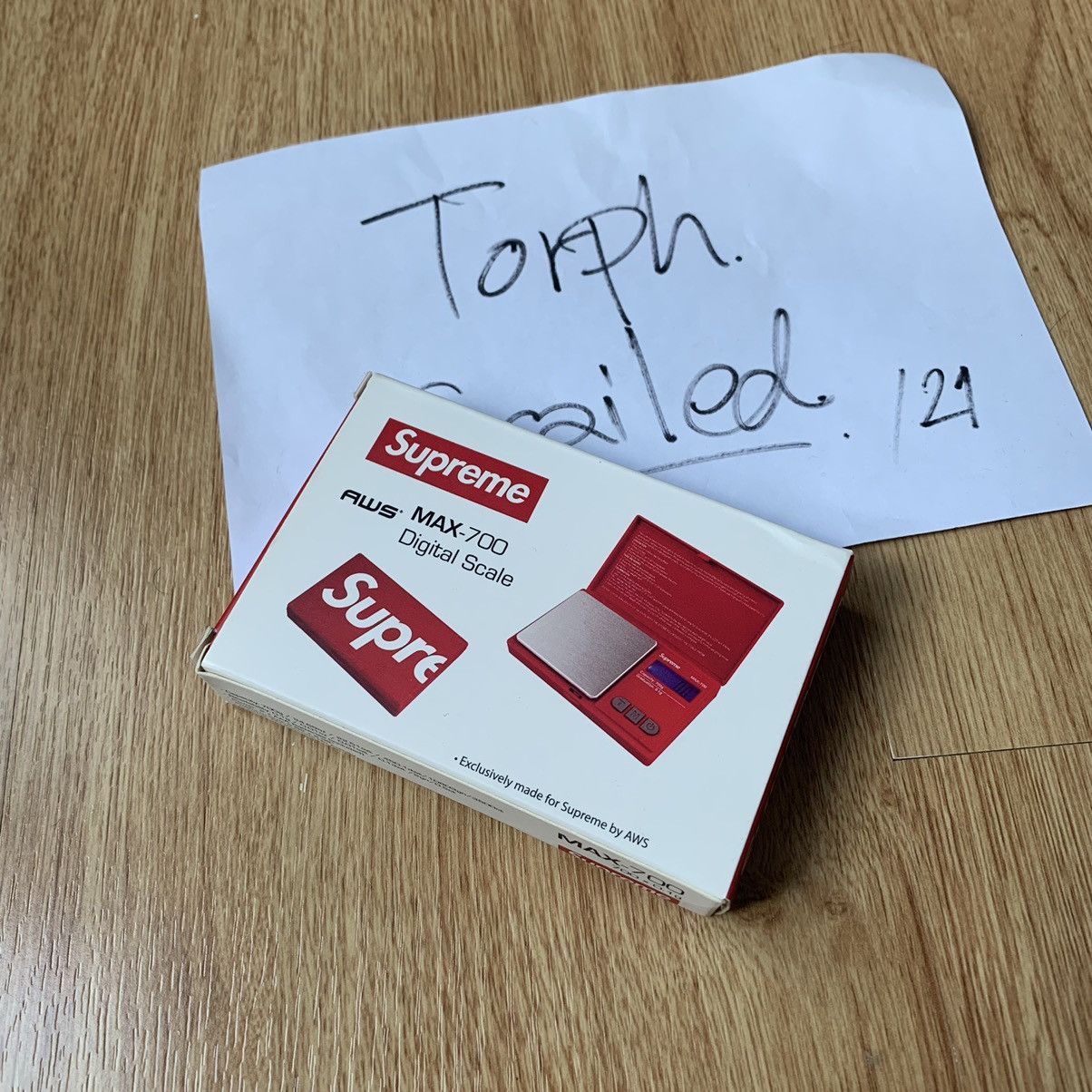 Supreme Supreme / AWS MAX-700 DIGITAL SCALE Brand New