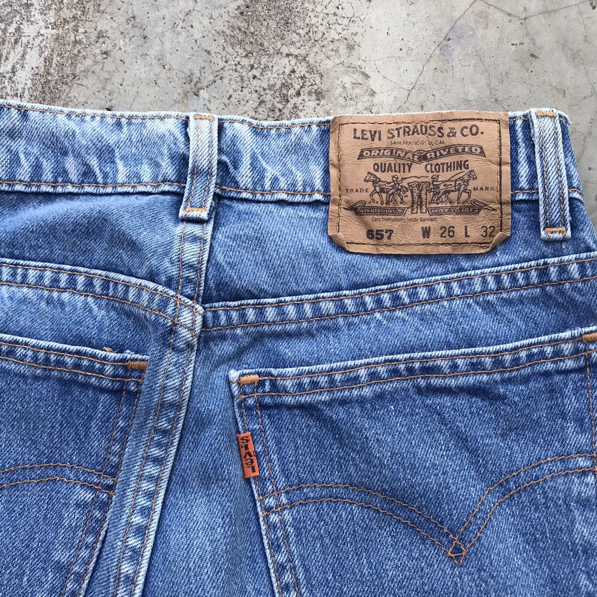 Levi's LIGHT BLUE WASH VTG LEVIS 657 ORANGE TABS DENIM JEANS W26 Size US 26 / EU 42 - 13 Thumbnail