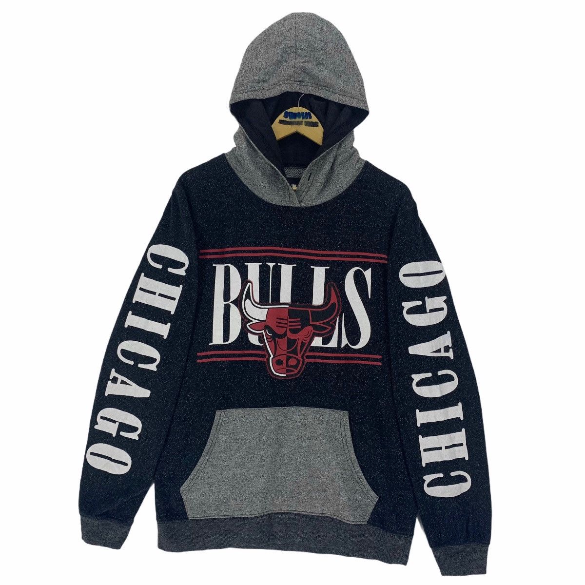 NBA NBA Chicago Bulls Hoodie Big Logo Size US L / EU 52-54 / 3 - 1 Thumbnail