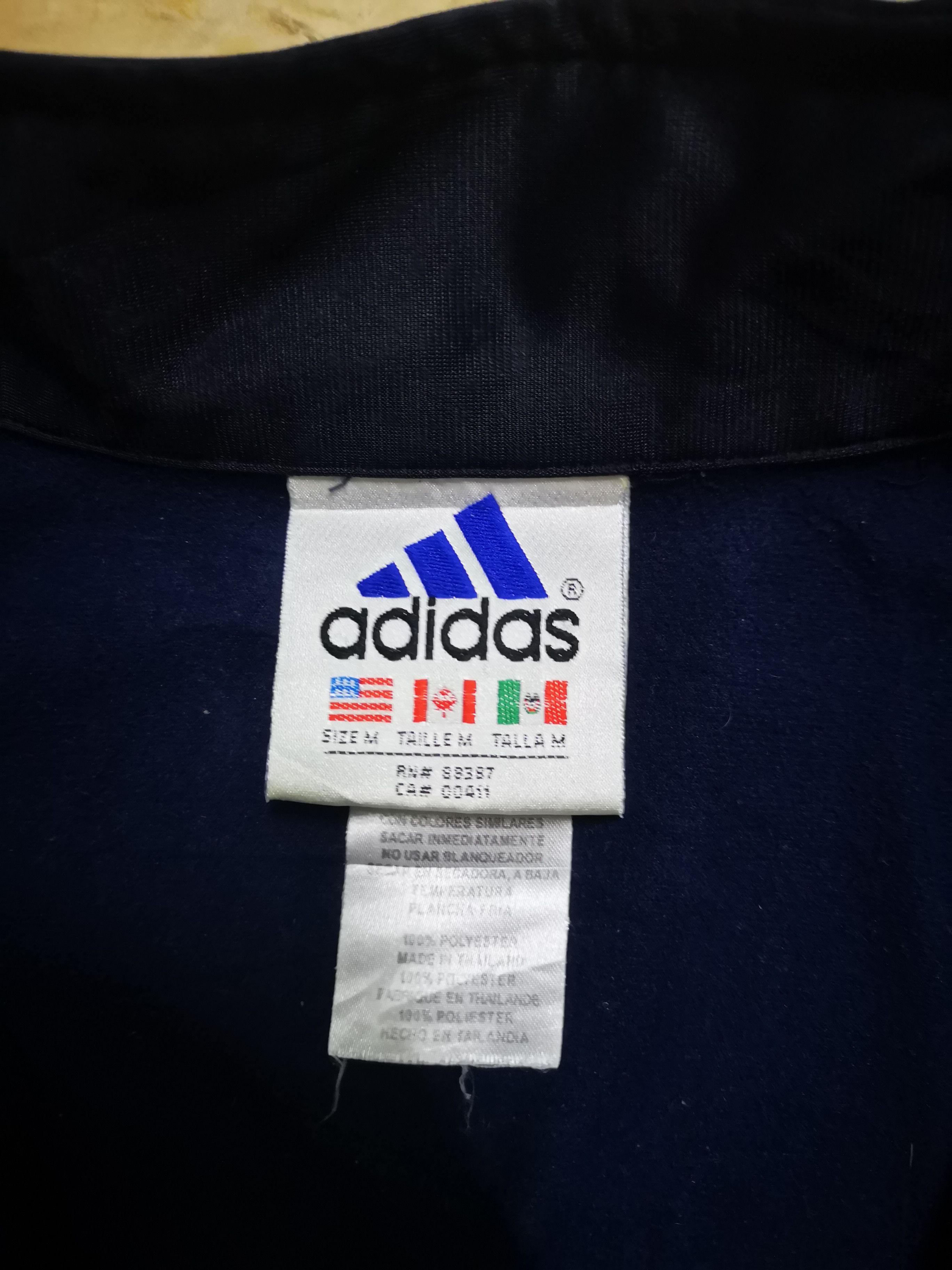 Adidas Vintage Adidas Sweater Size US M / EU 48-50 / 2 - 3 Thumbnail