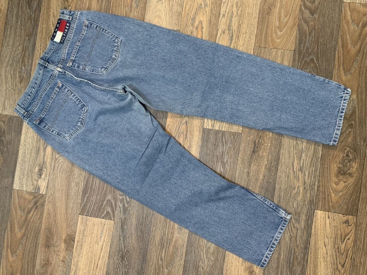 Vintage Vintage Tommy Hilfiger Flag Patch Jeans 33x29 Grailed