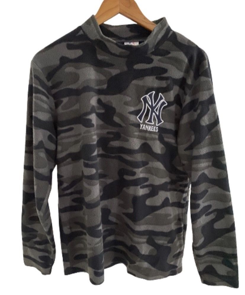 NY Yankees Camo Shirt Flecce